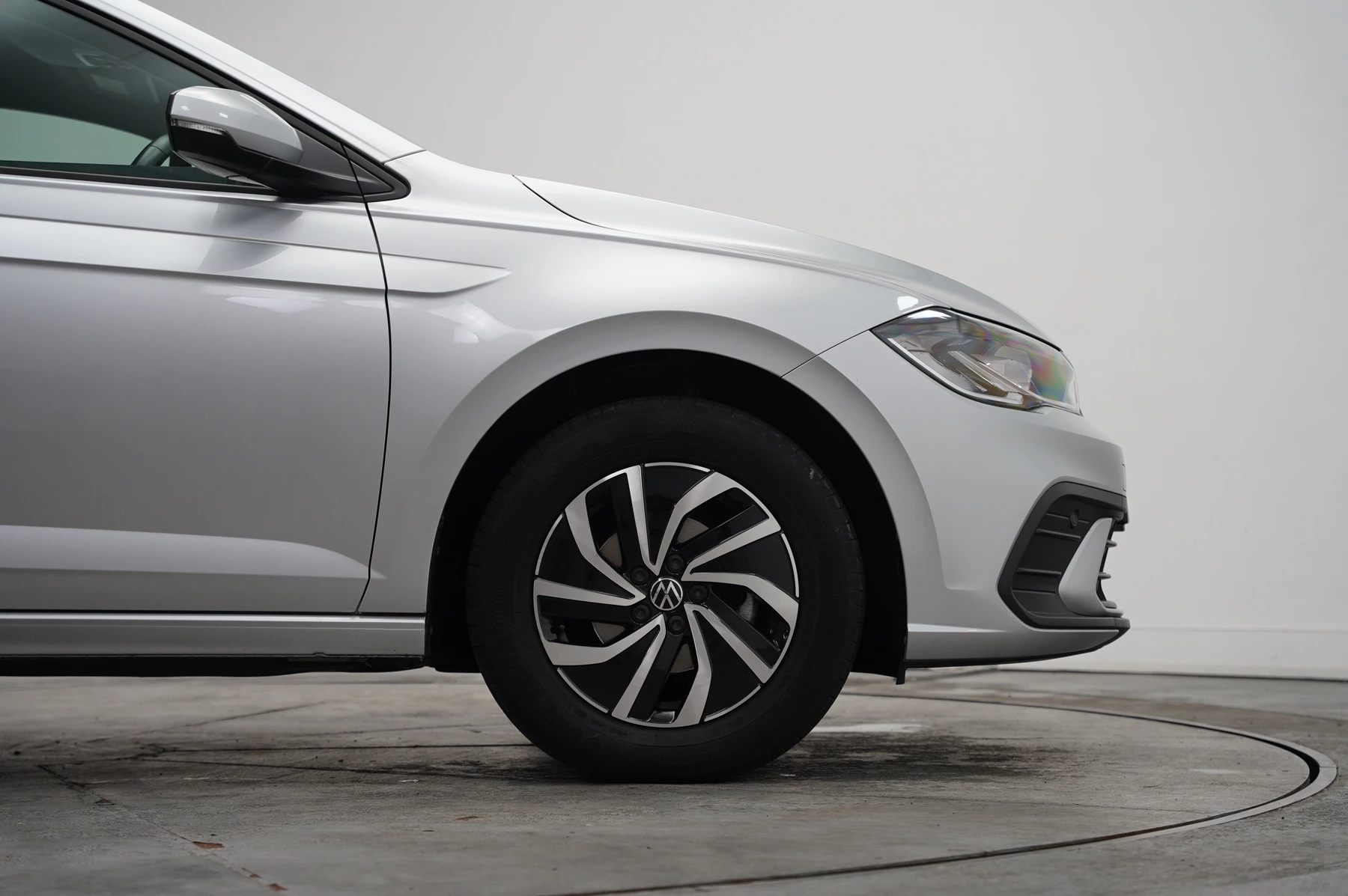 Volkswagen Polo 1.0 TSI Life 5dr
