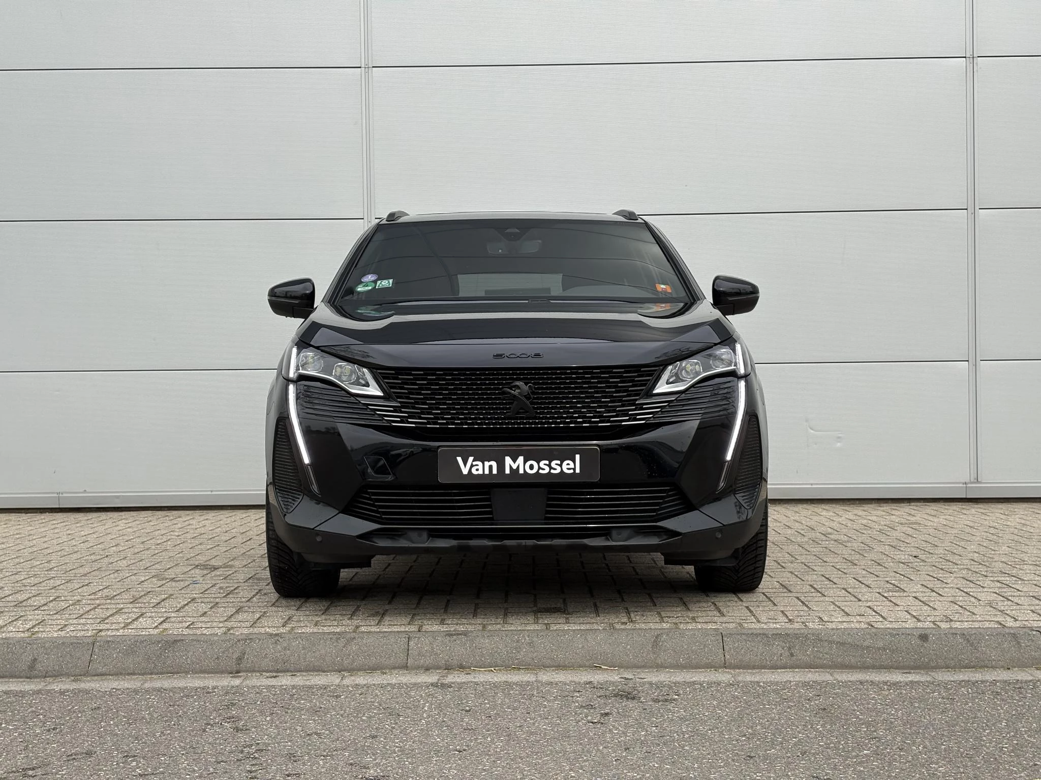 Peugeot-5008-image-8