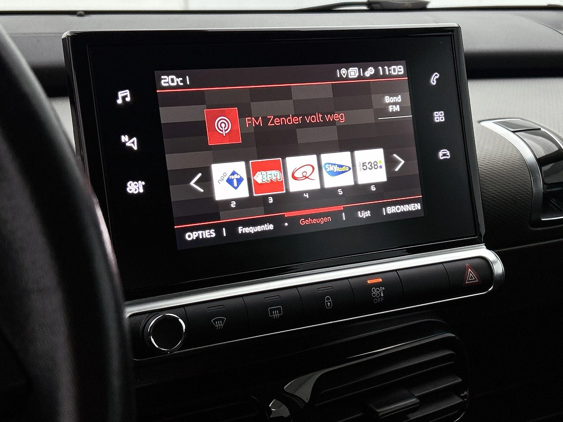 Citroën-C4 Cactus-image-6