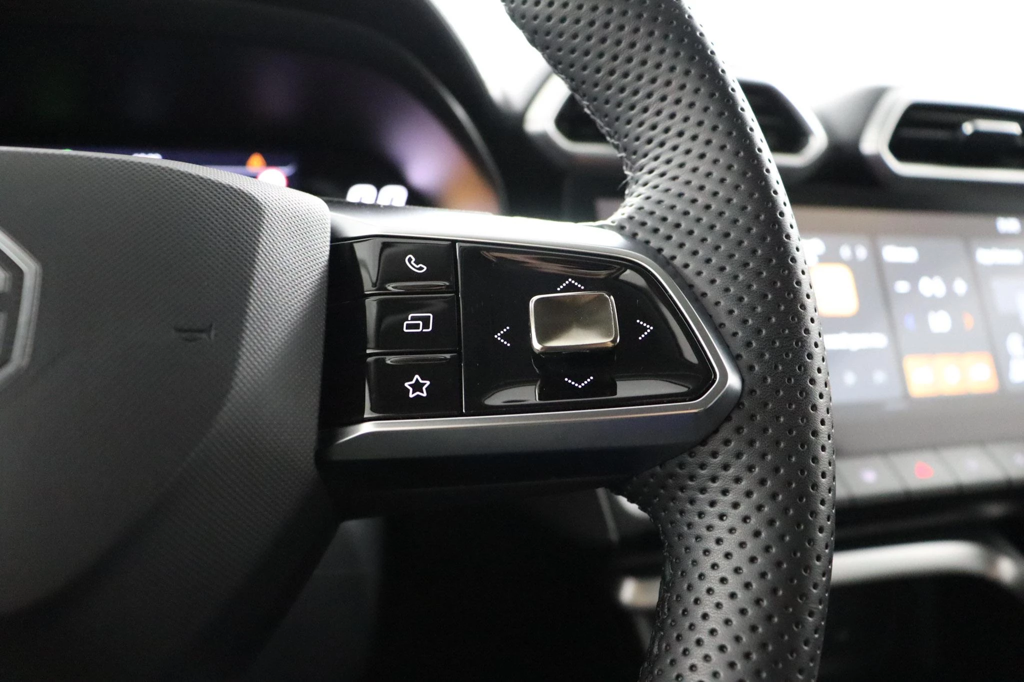MG-ZS-image-9