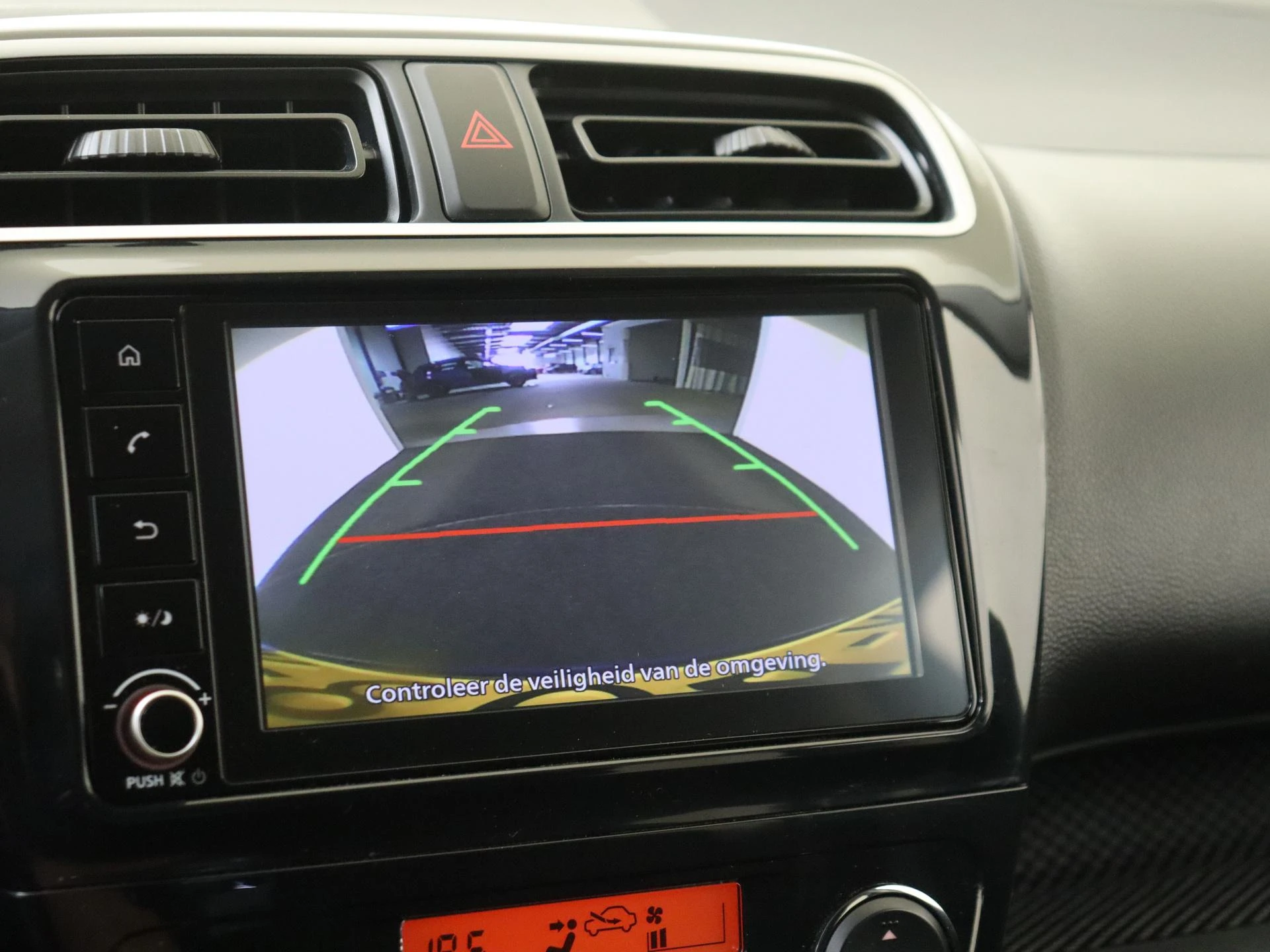Mitsubishi-Space Star-image-17
