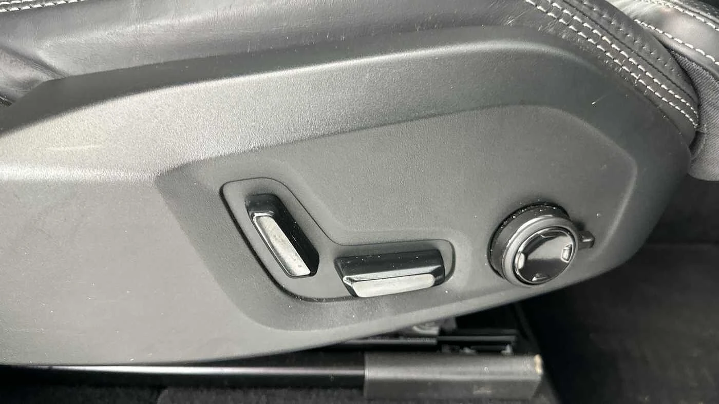 Volvo-XC90-image-23