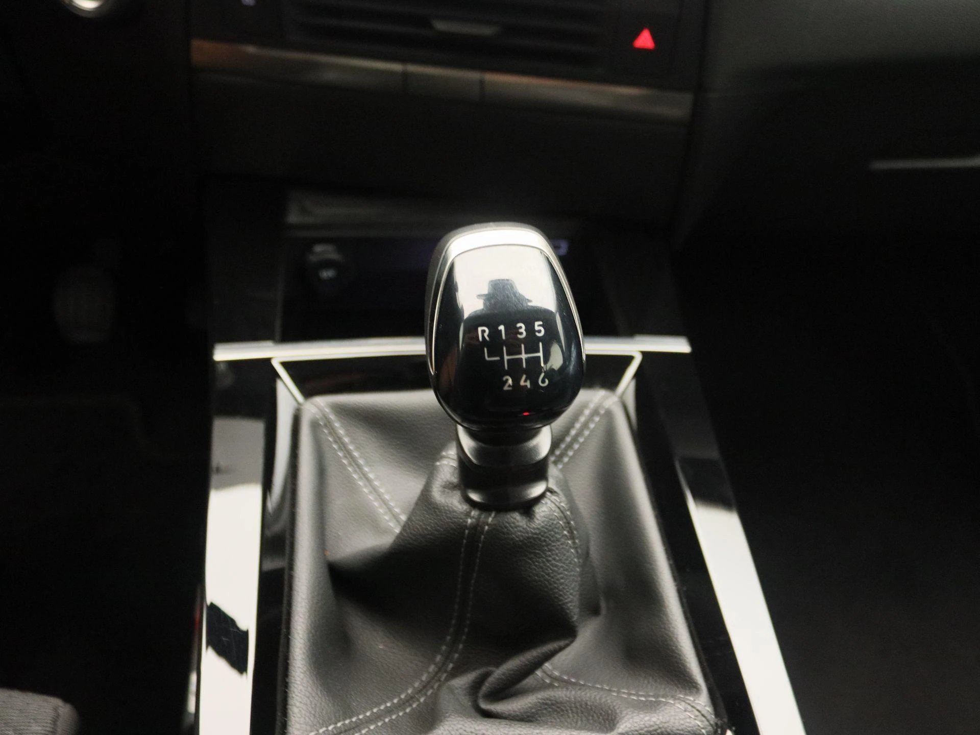 Opel-Astra-image-9