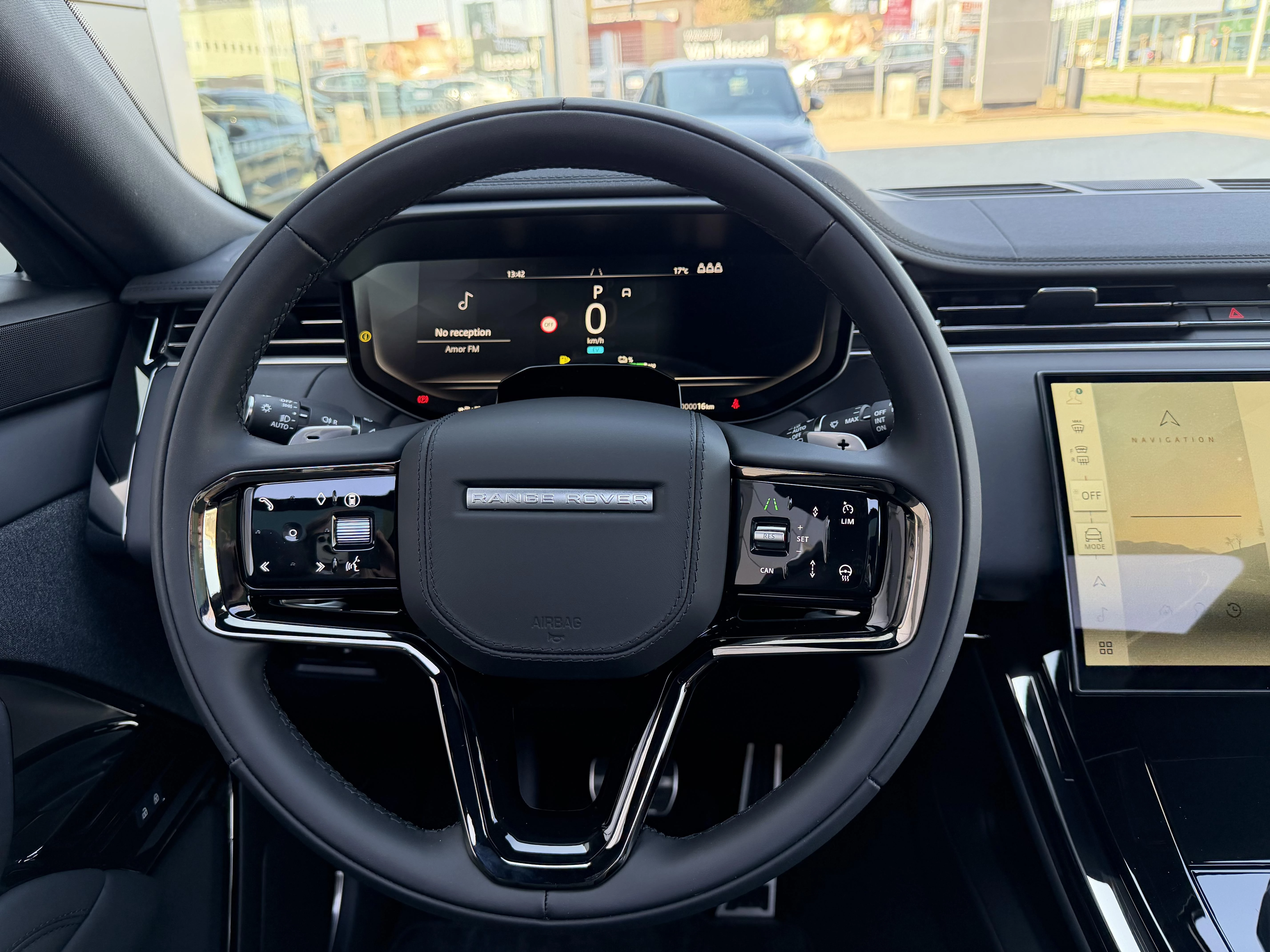 Land Rover-Range Rover Sport-image-13