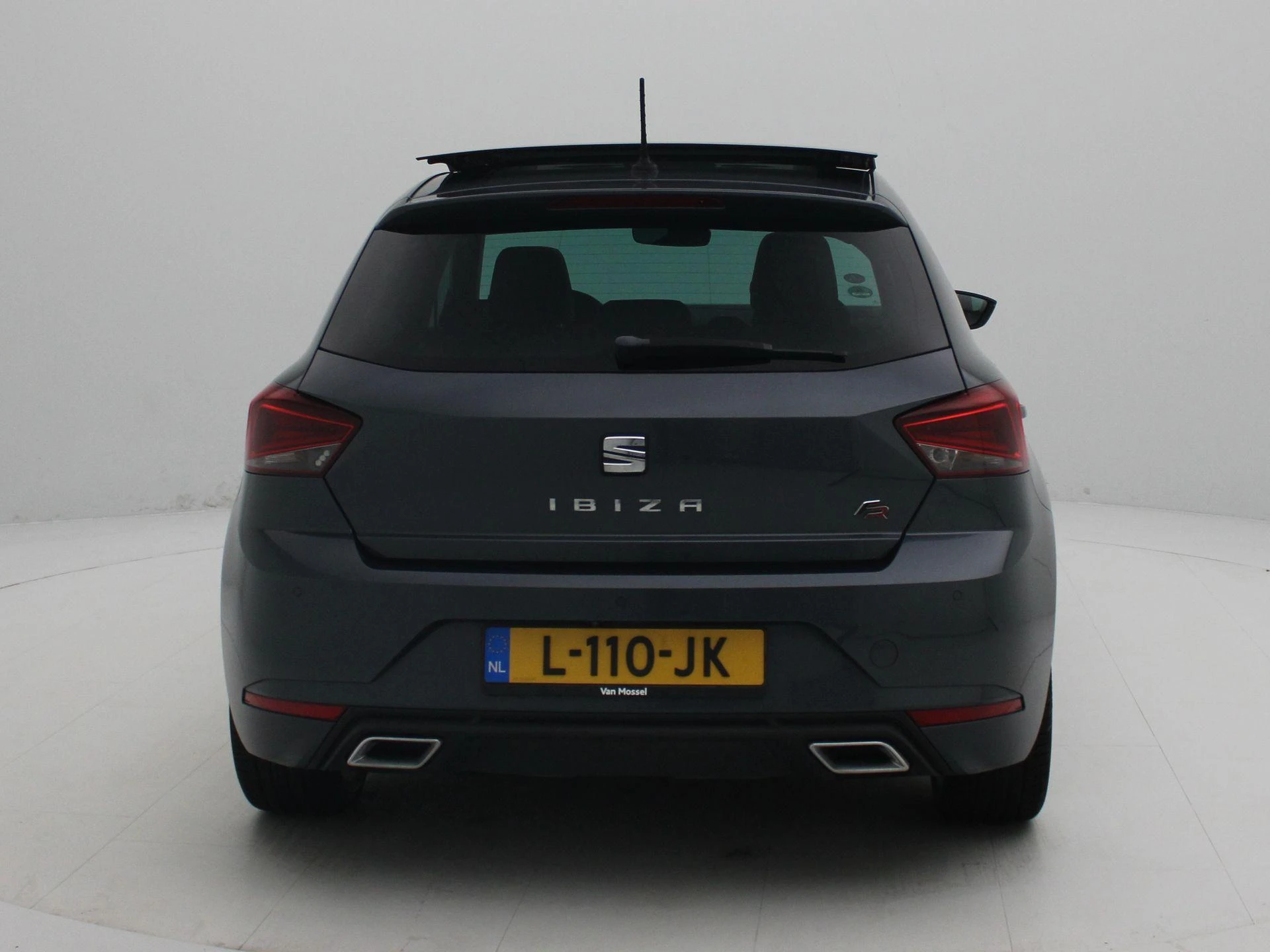 SEAT-Ibiza-image-4