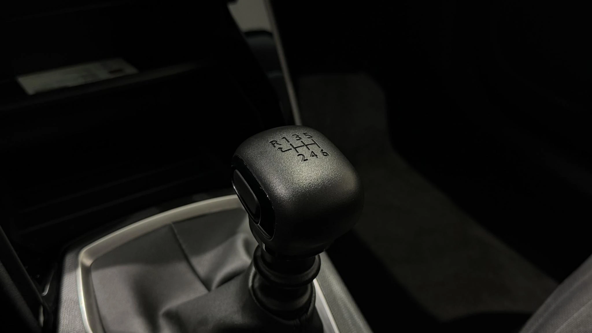 Peugeot-2008-image-11