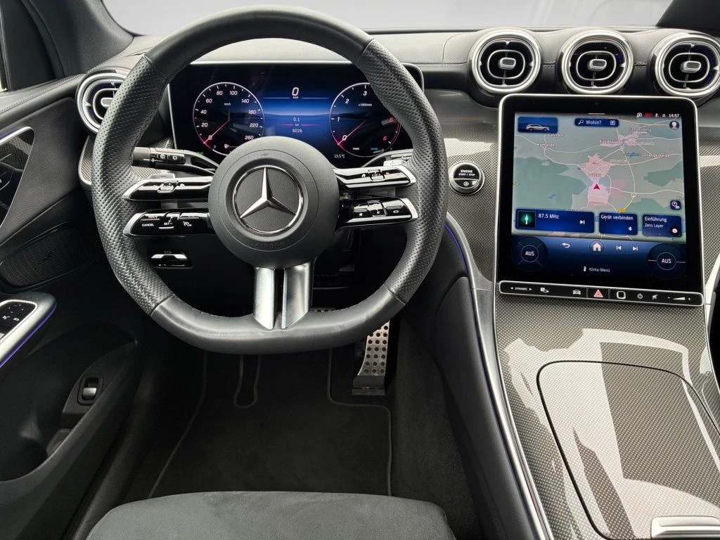 Mercedes-Benz-GLC 300 d-image-10
