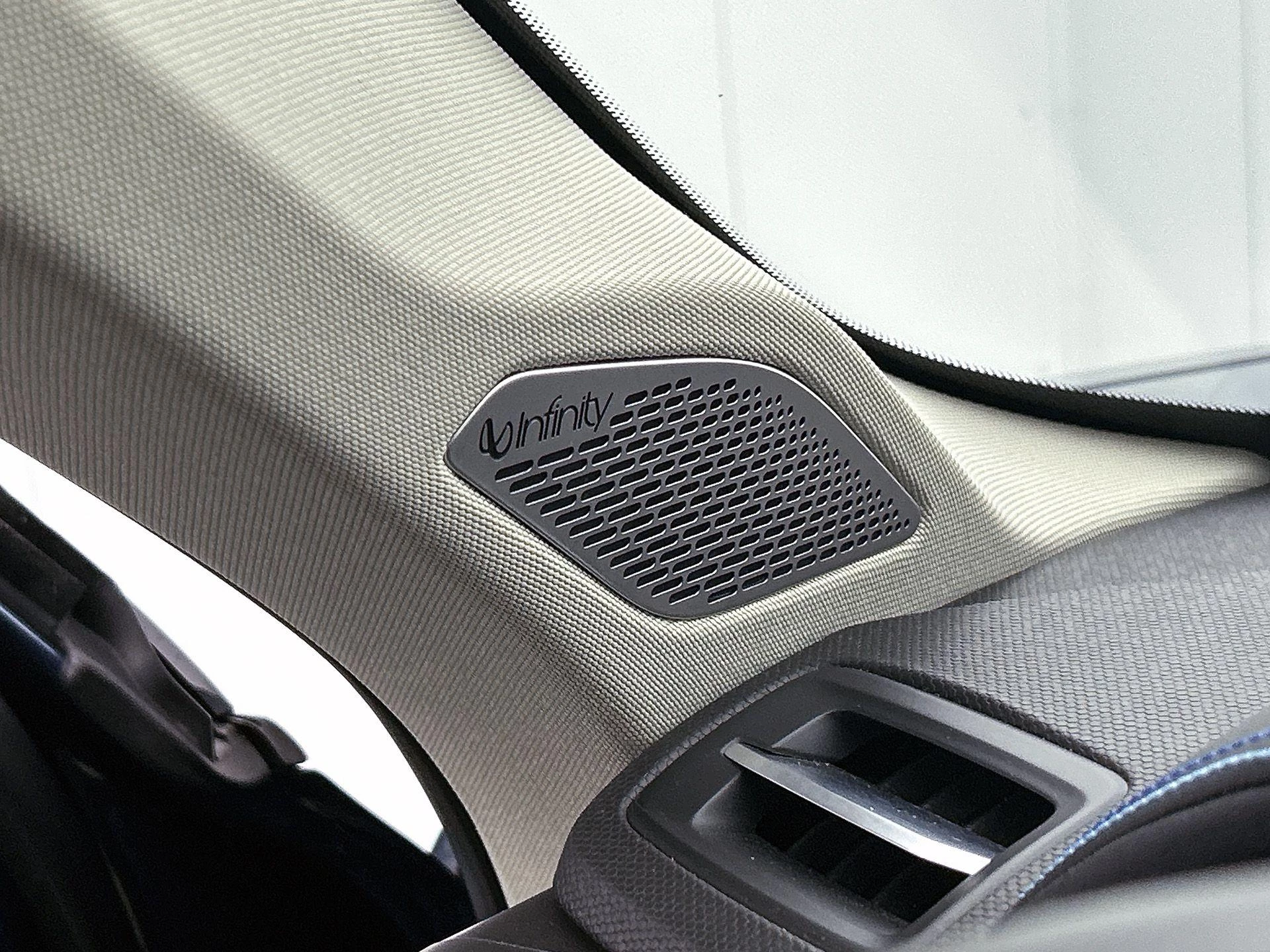 Lynk & Co-01-image-17