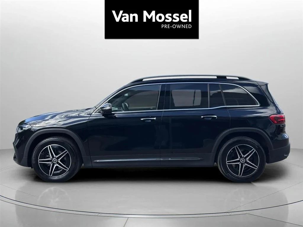 Mercedes-Benz-EQB-image-7