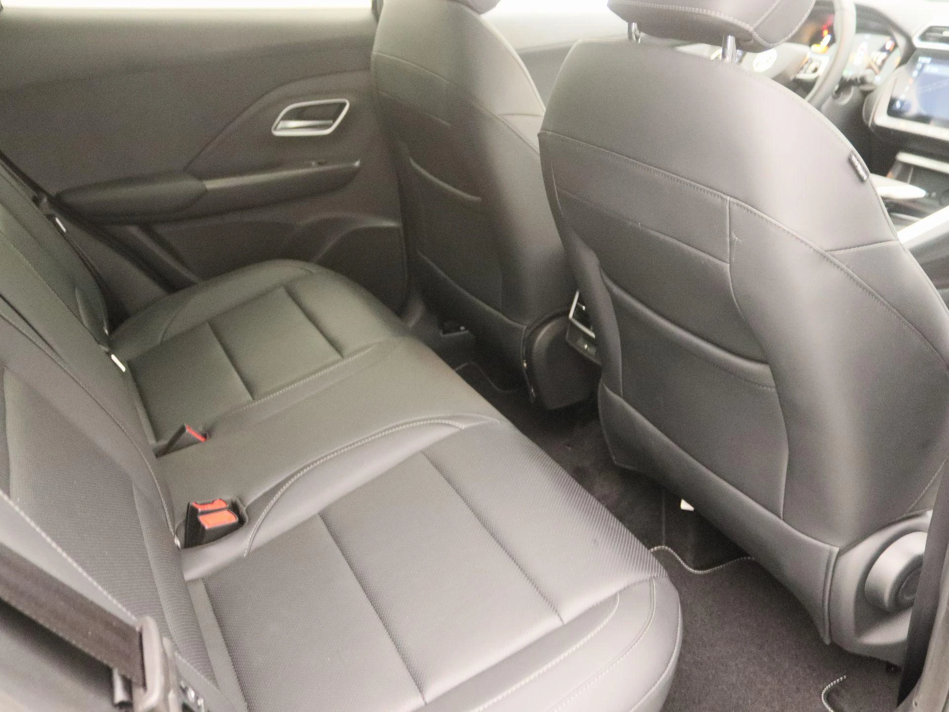 MG-ZS-image-23