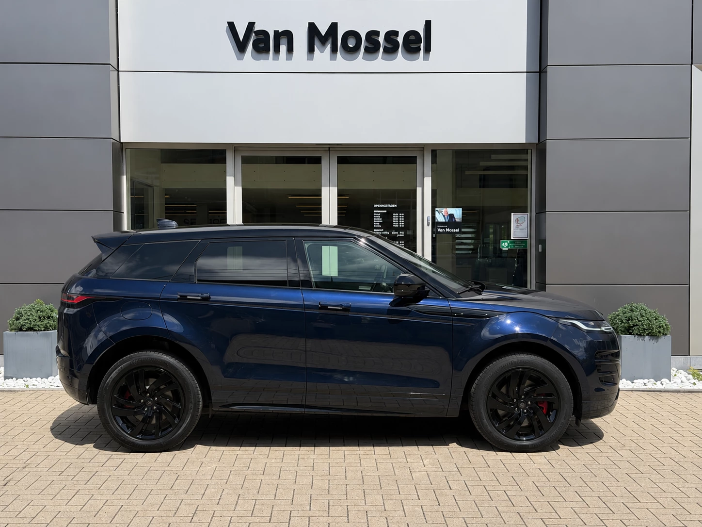 Land Rover Range Rover Evoque P250 R-Dynamic SE