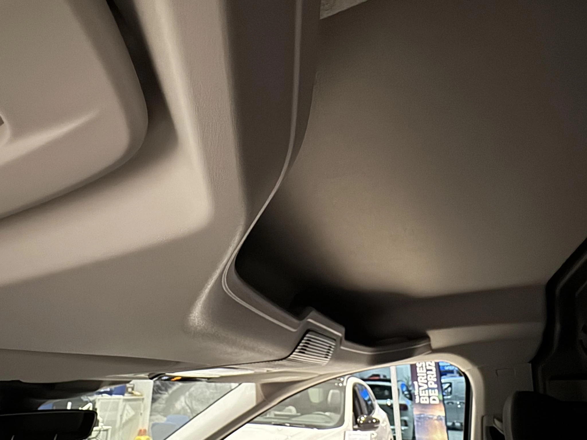 Ford-Transit Connect-image-32
