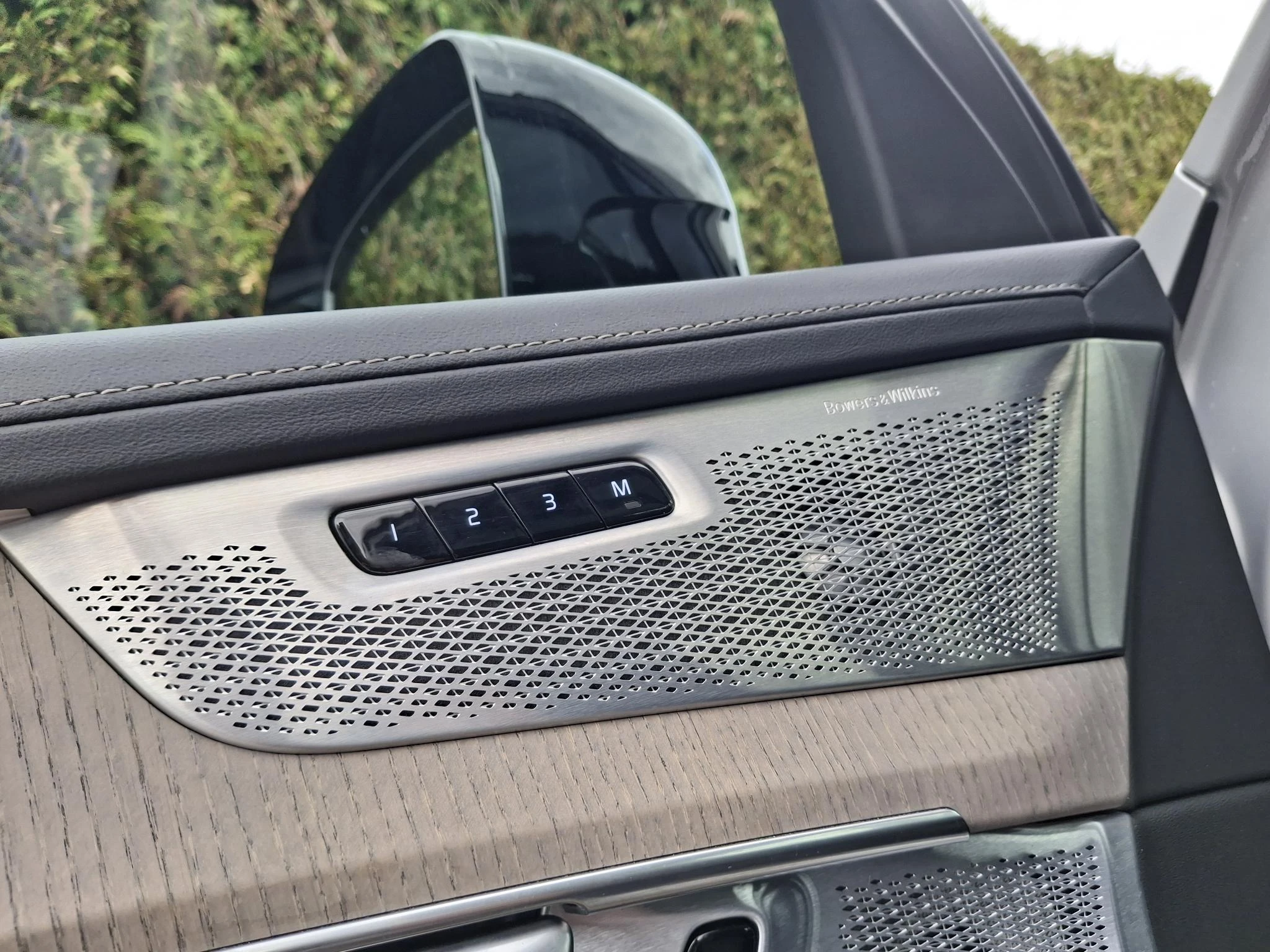 Volvo-XC90-image-5