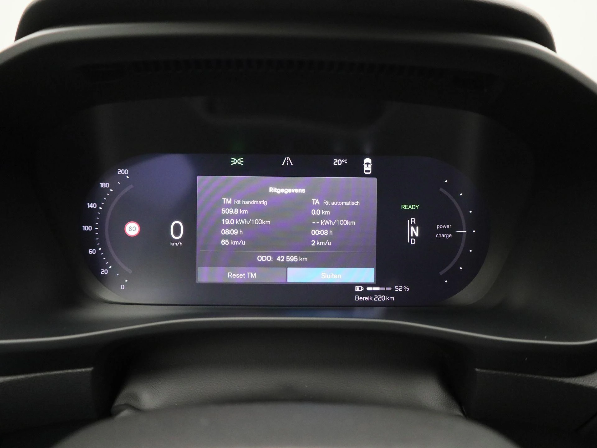Volvo-XC40-image-15