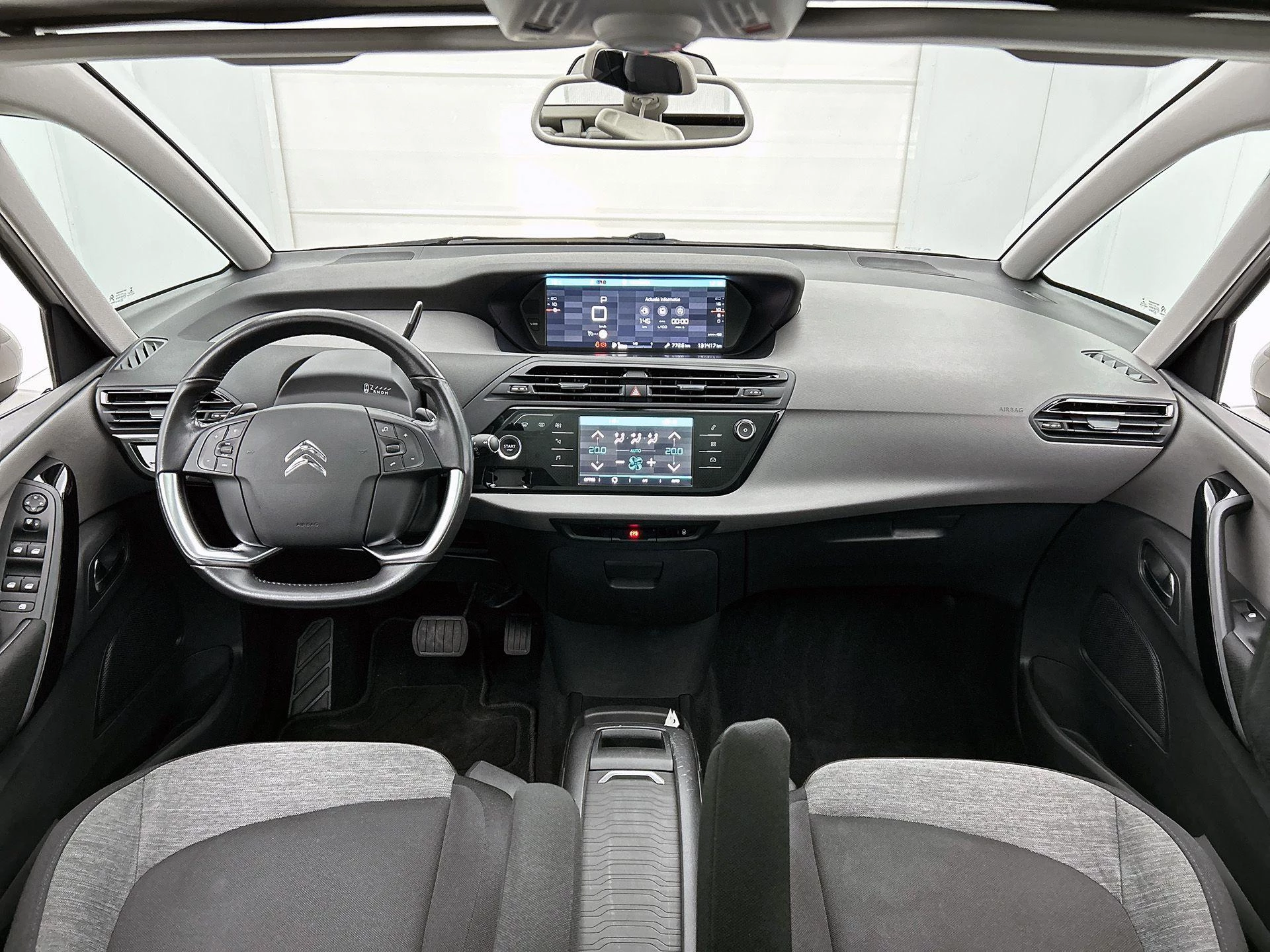 Citroën-C4 Picasso-image-20