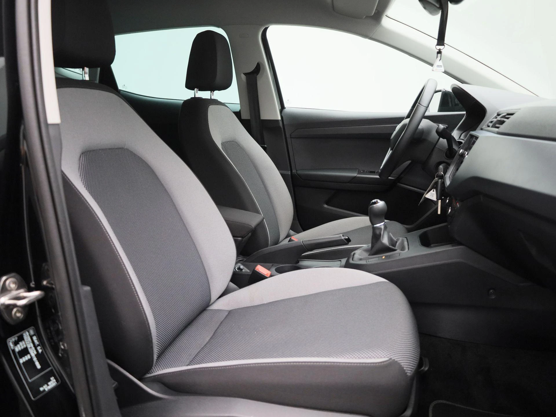 SEAT-Ibiza-image-30