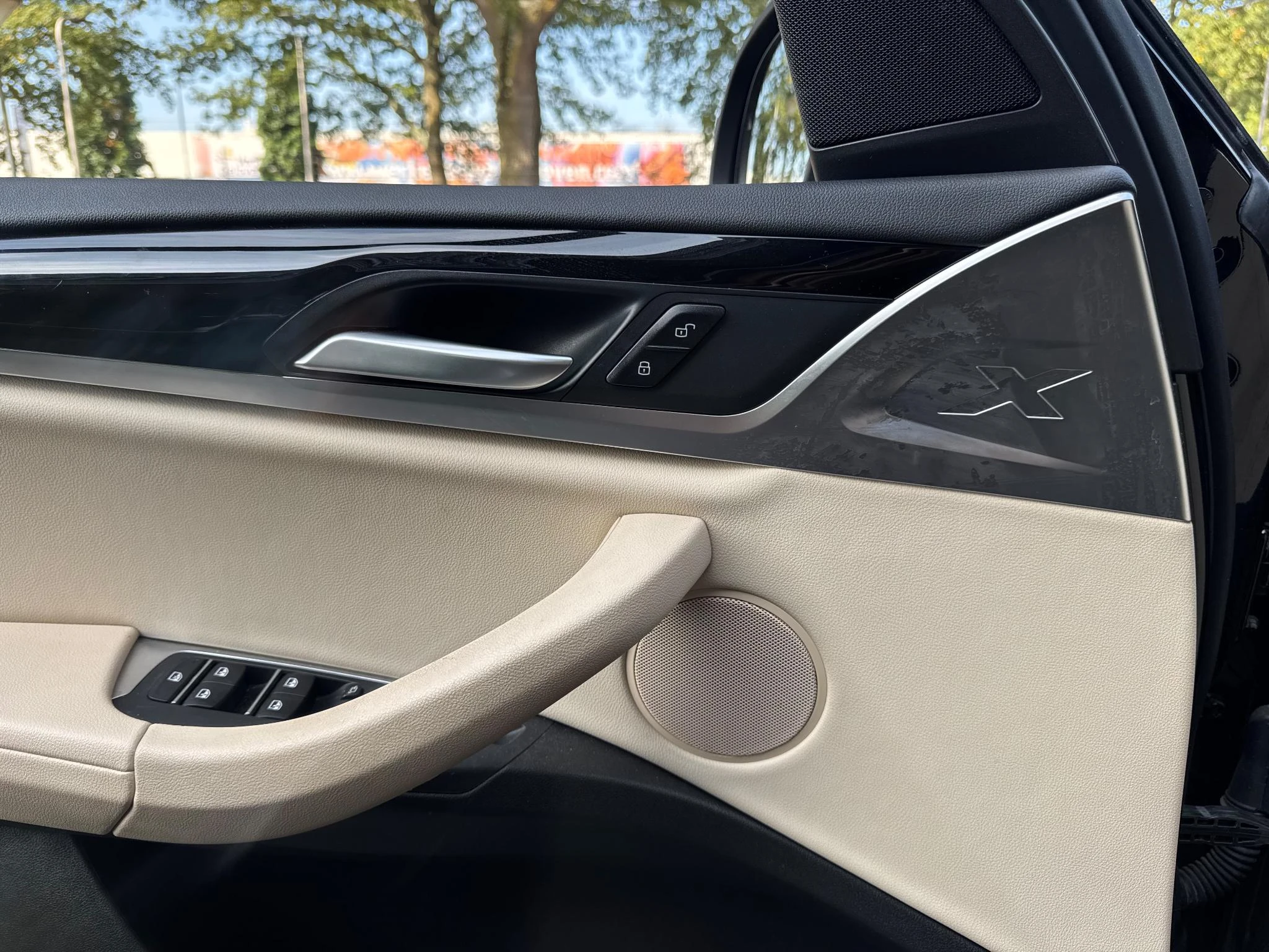 BMW-X3-image-3