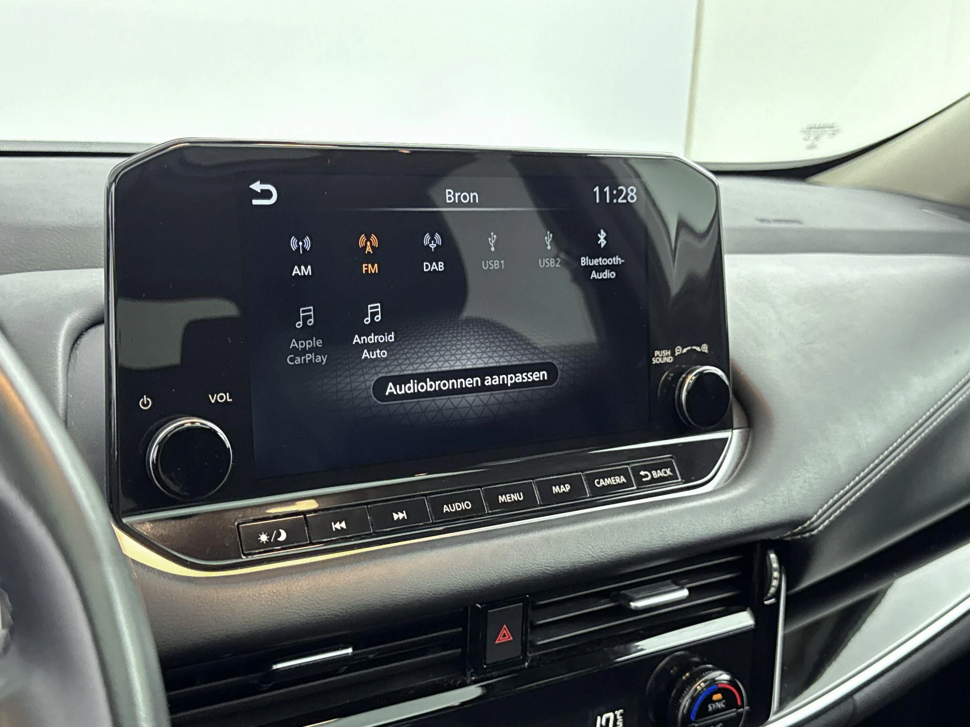 Nissan-QASHQAI-image-11