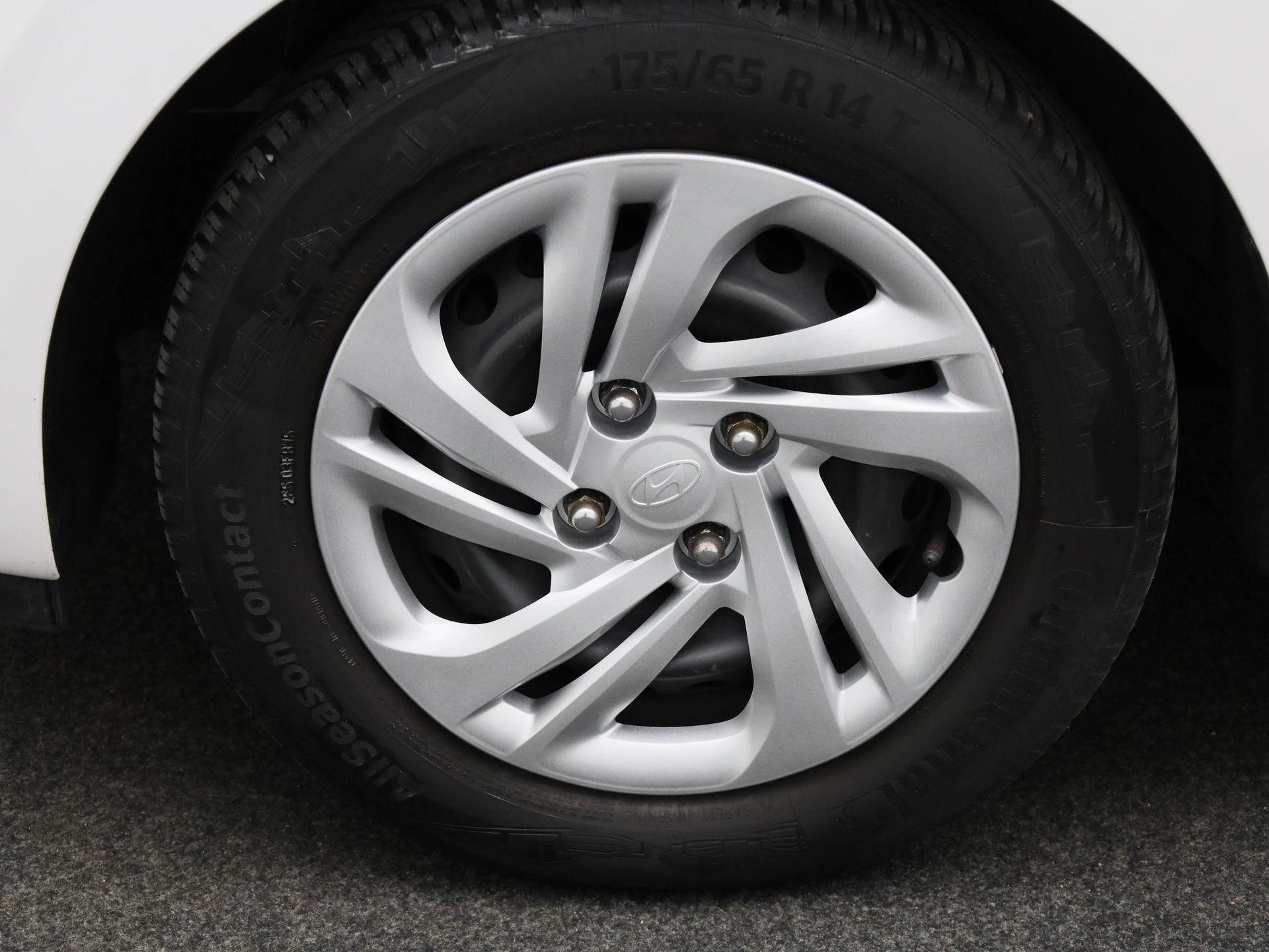 Hyundai-i10-image-11