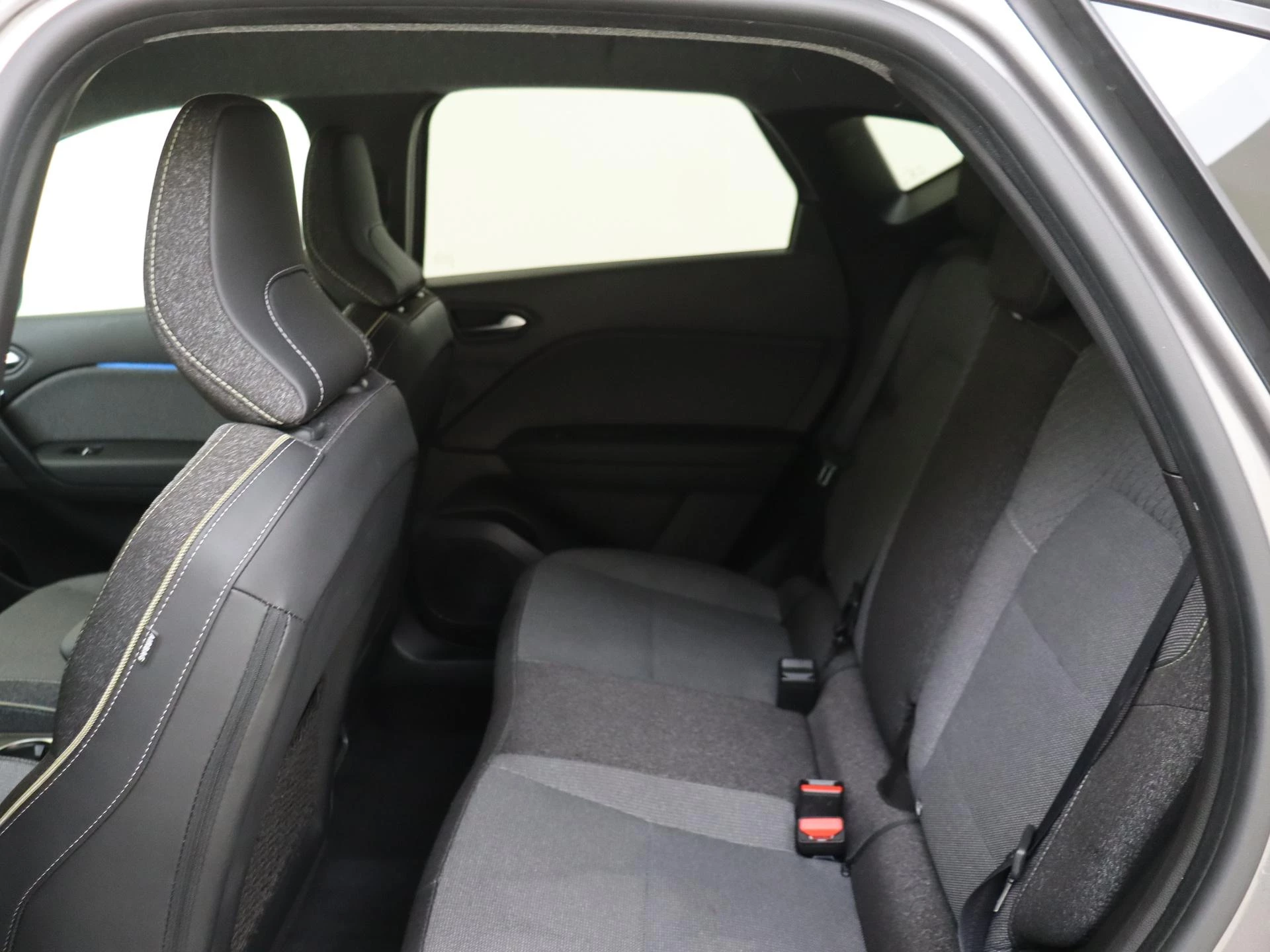 Renault-Captur-image-12