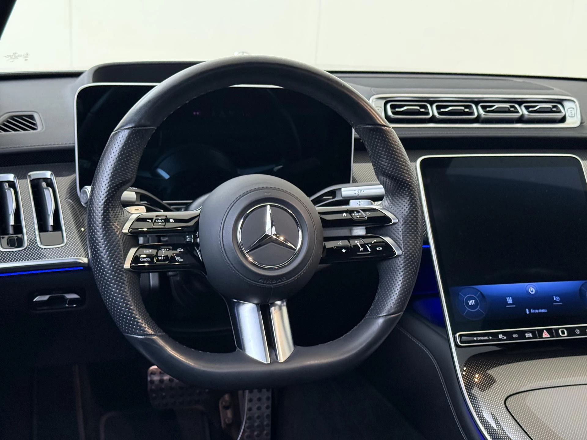 Mercedes-Benz-S-Klasse-image-6