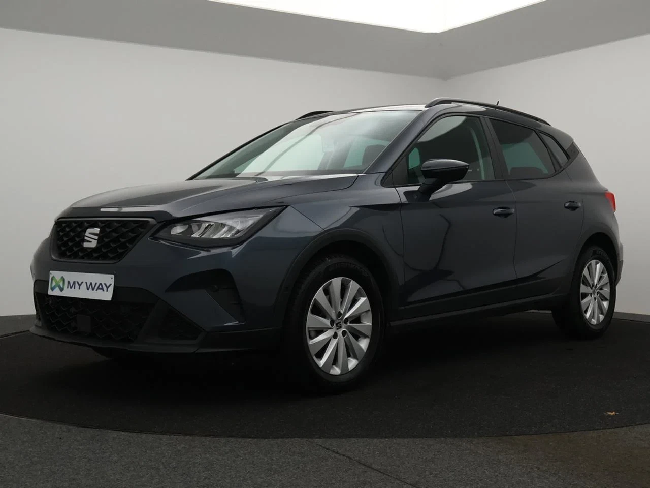 SEAT-Arona-image-0