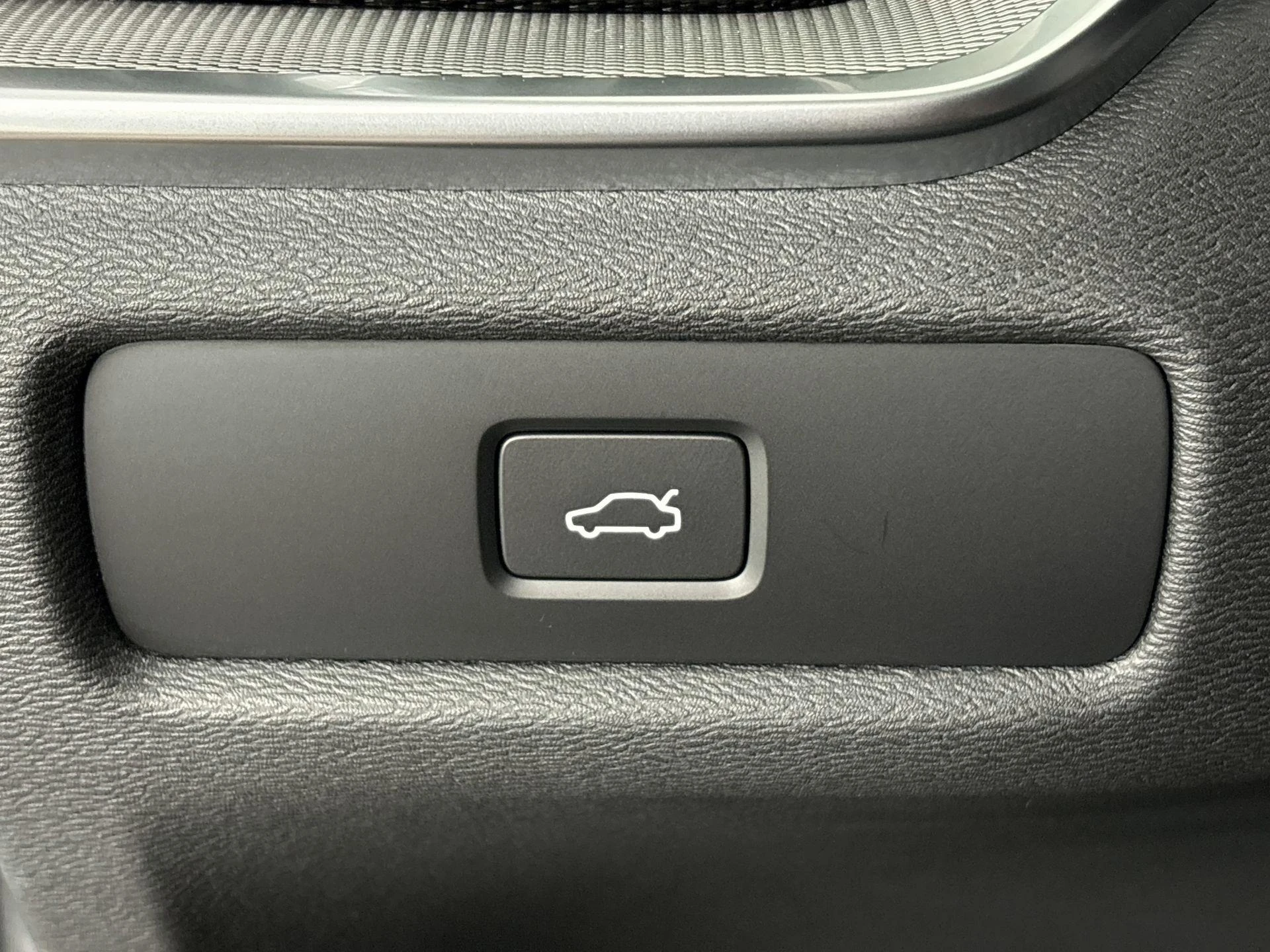Volvo-V60-image-14