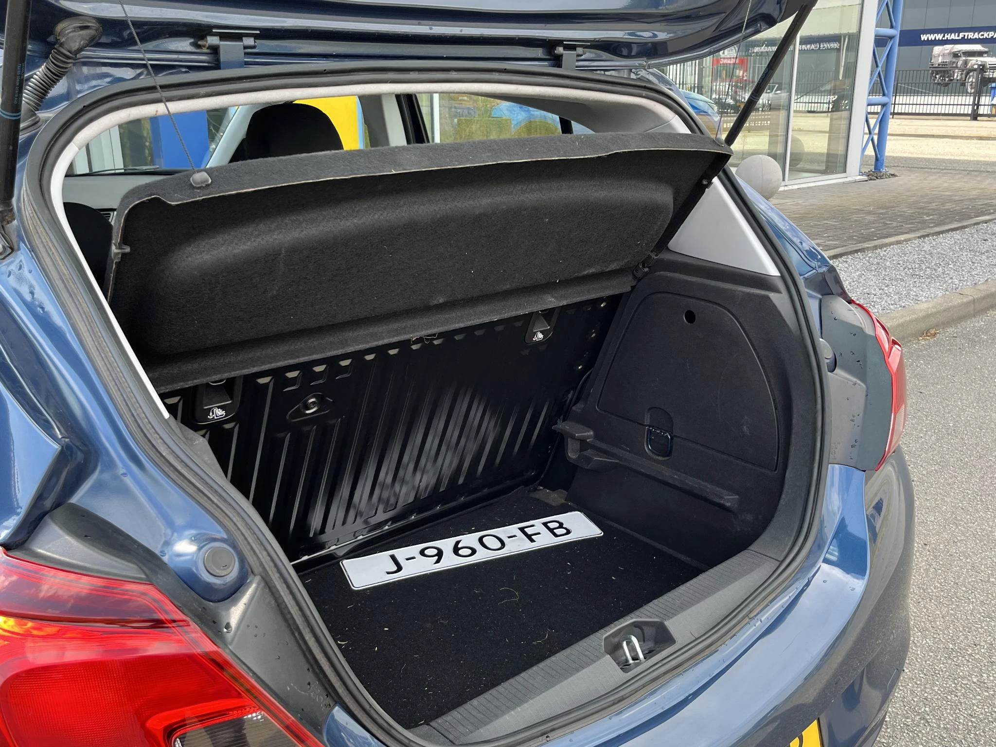 Opel-Corsa-image-8