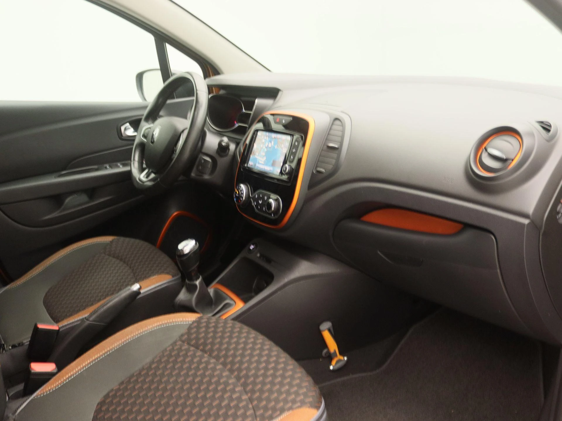 Renault-Captur-image-21