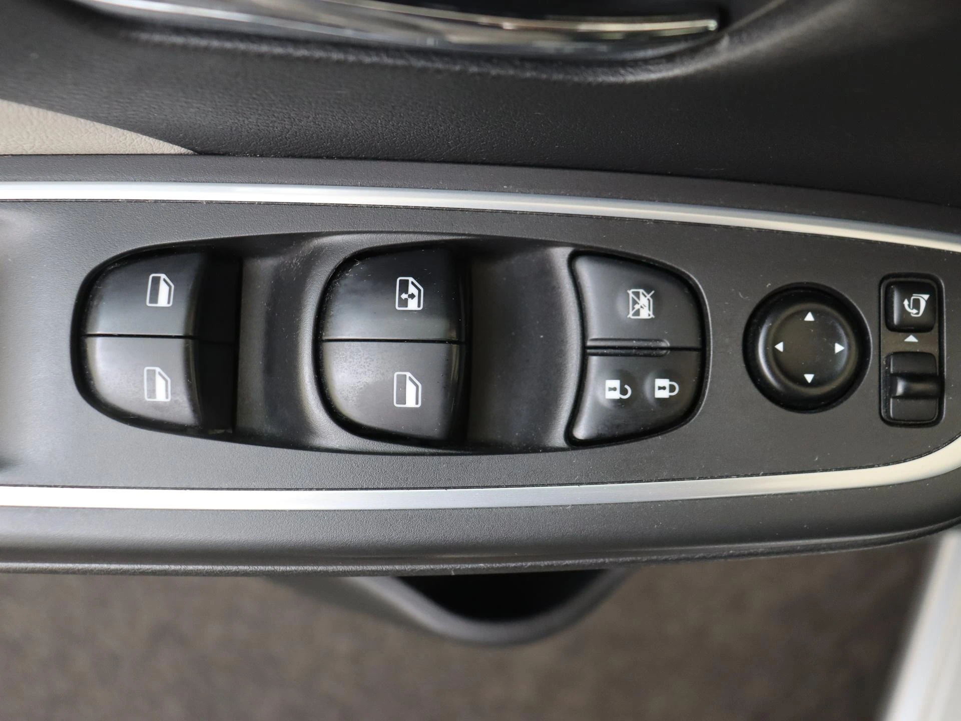 Nissan-Micra-image-22
