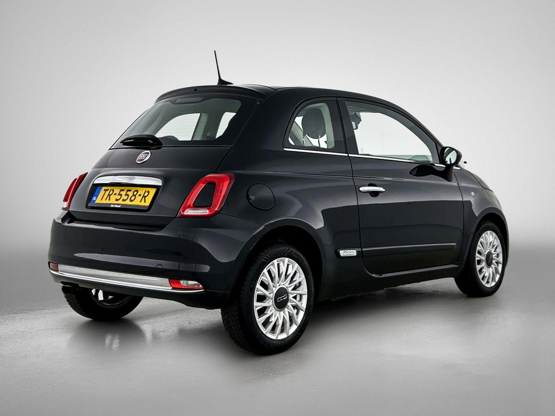 Fiat-500-image-3