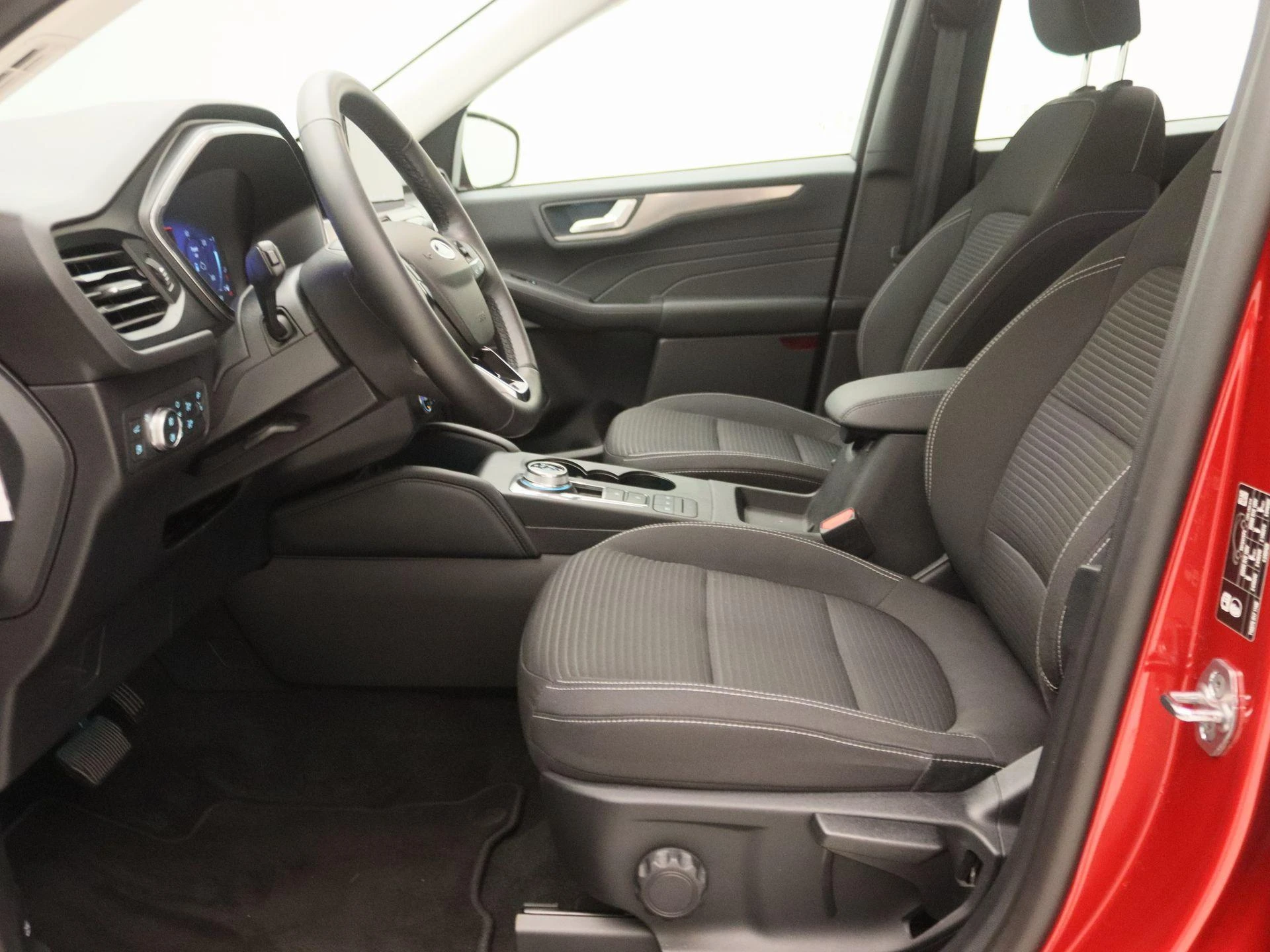 Ford-Kuga-image-11