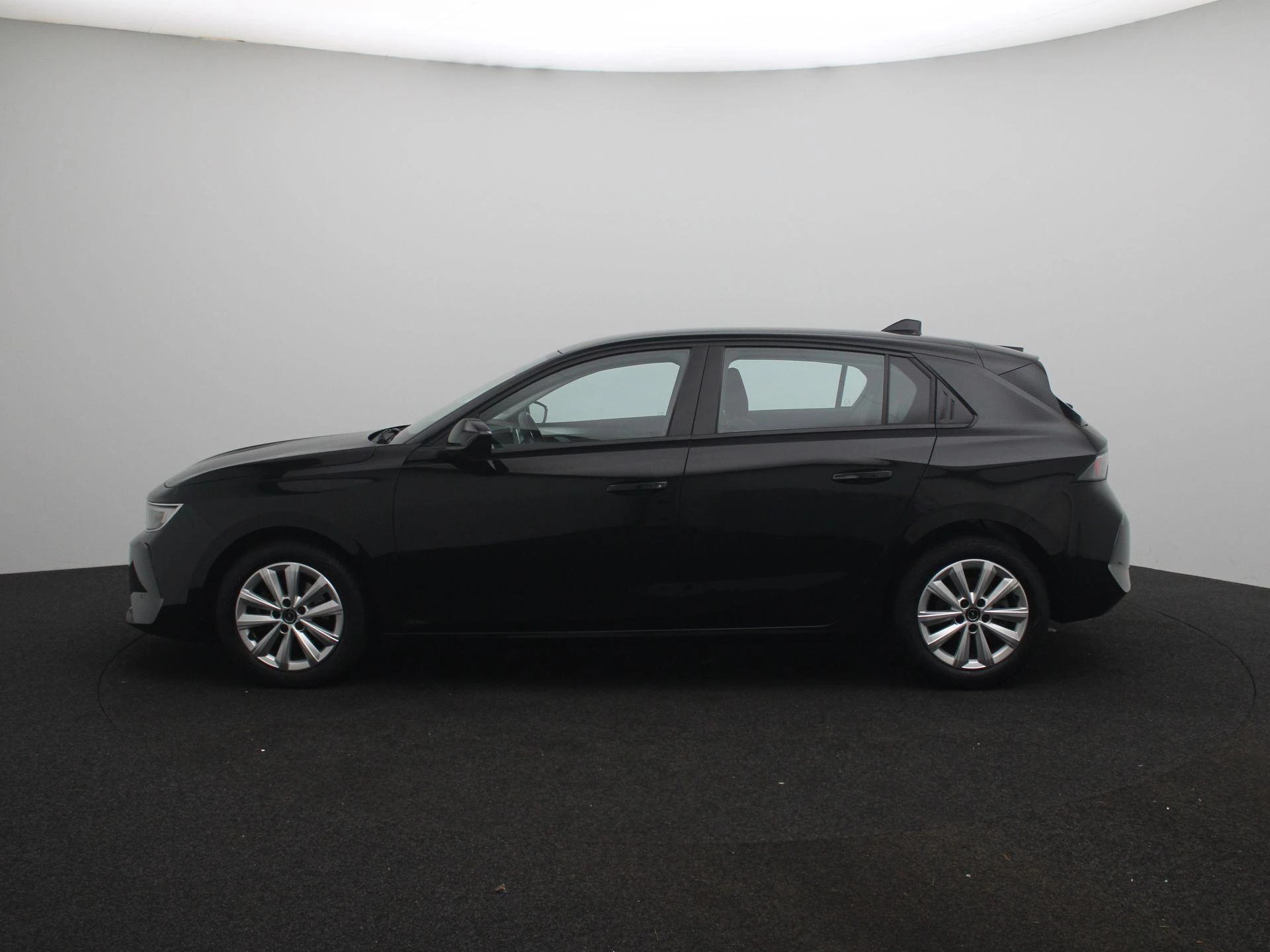 Opel-Astra-image-4