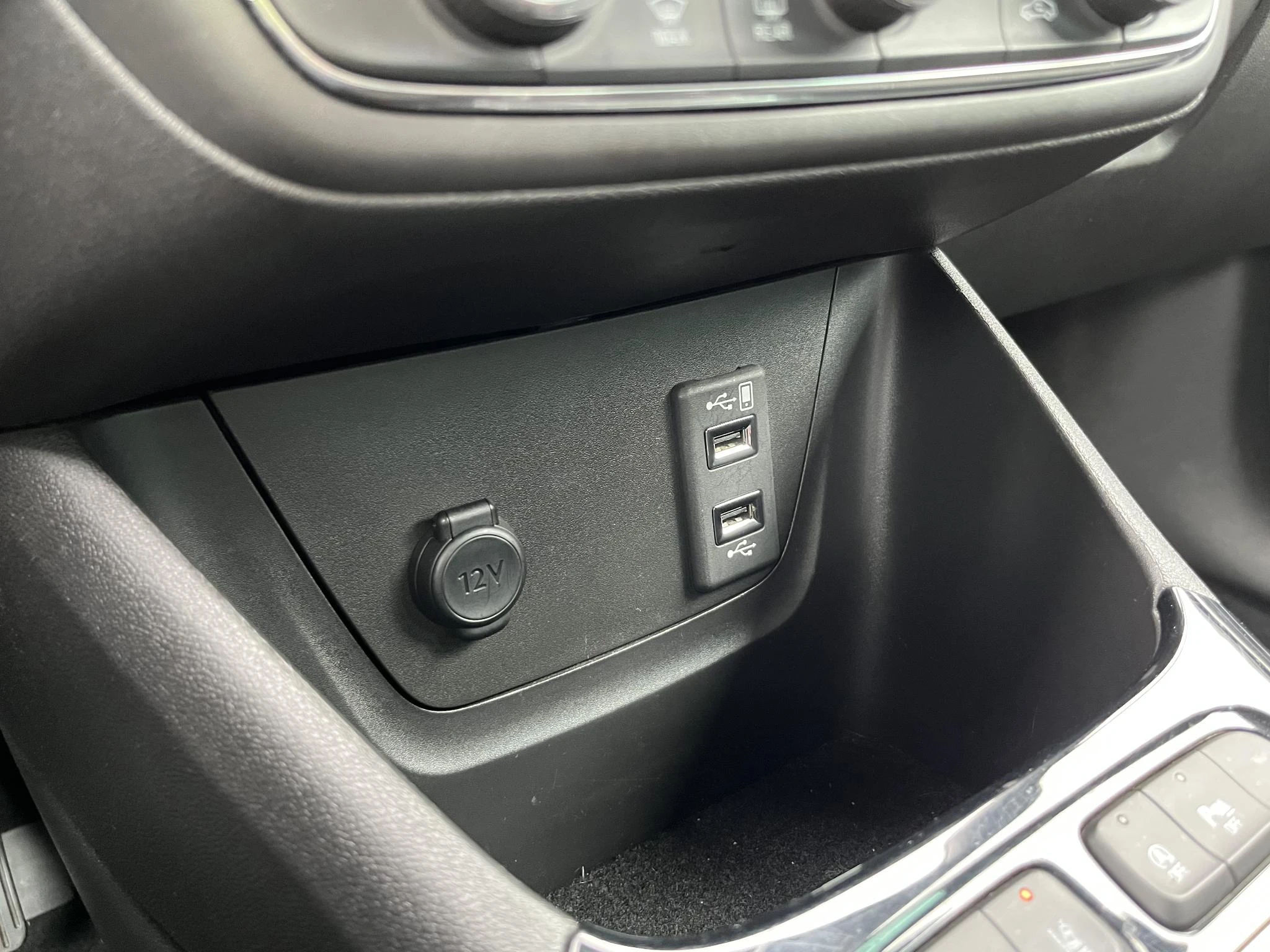 Opel-Crossland X-image-39