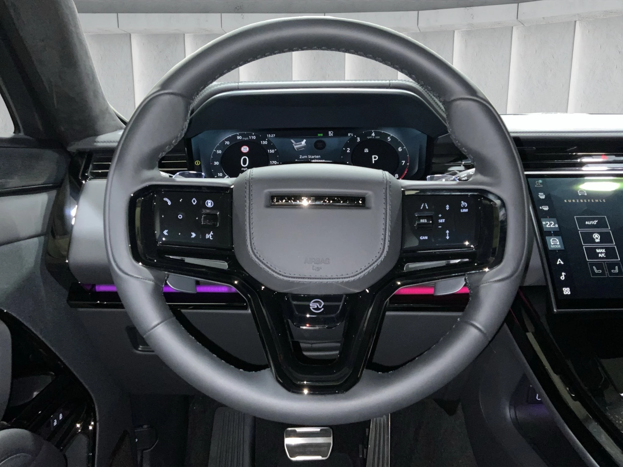 Land Rover Range Rover Sport SV V8 23 | AHK | Kühlfach | Pano