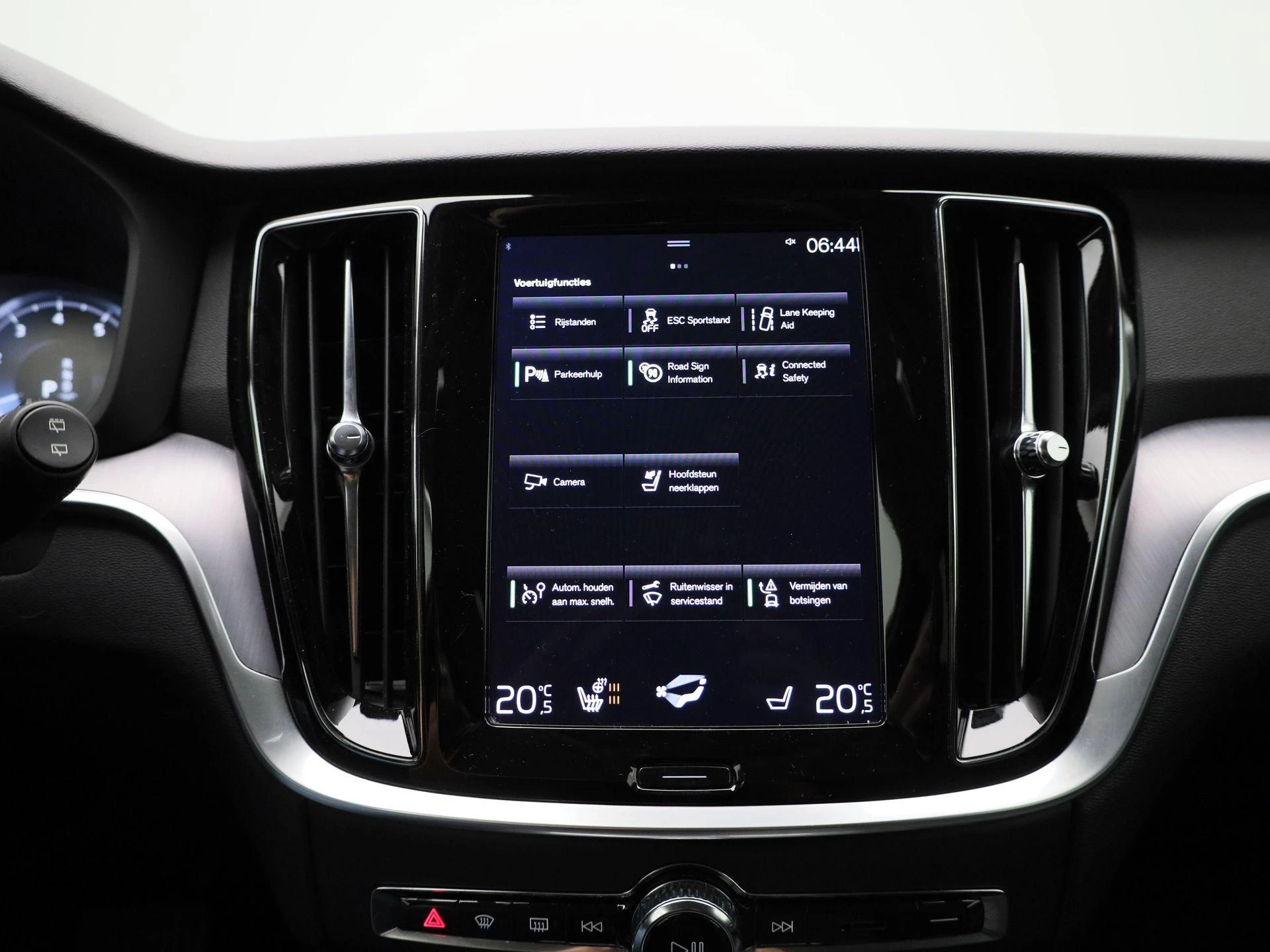 Volvo V60 B3 Geartronic Momentum Pro Camera | Cruise | PDC