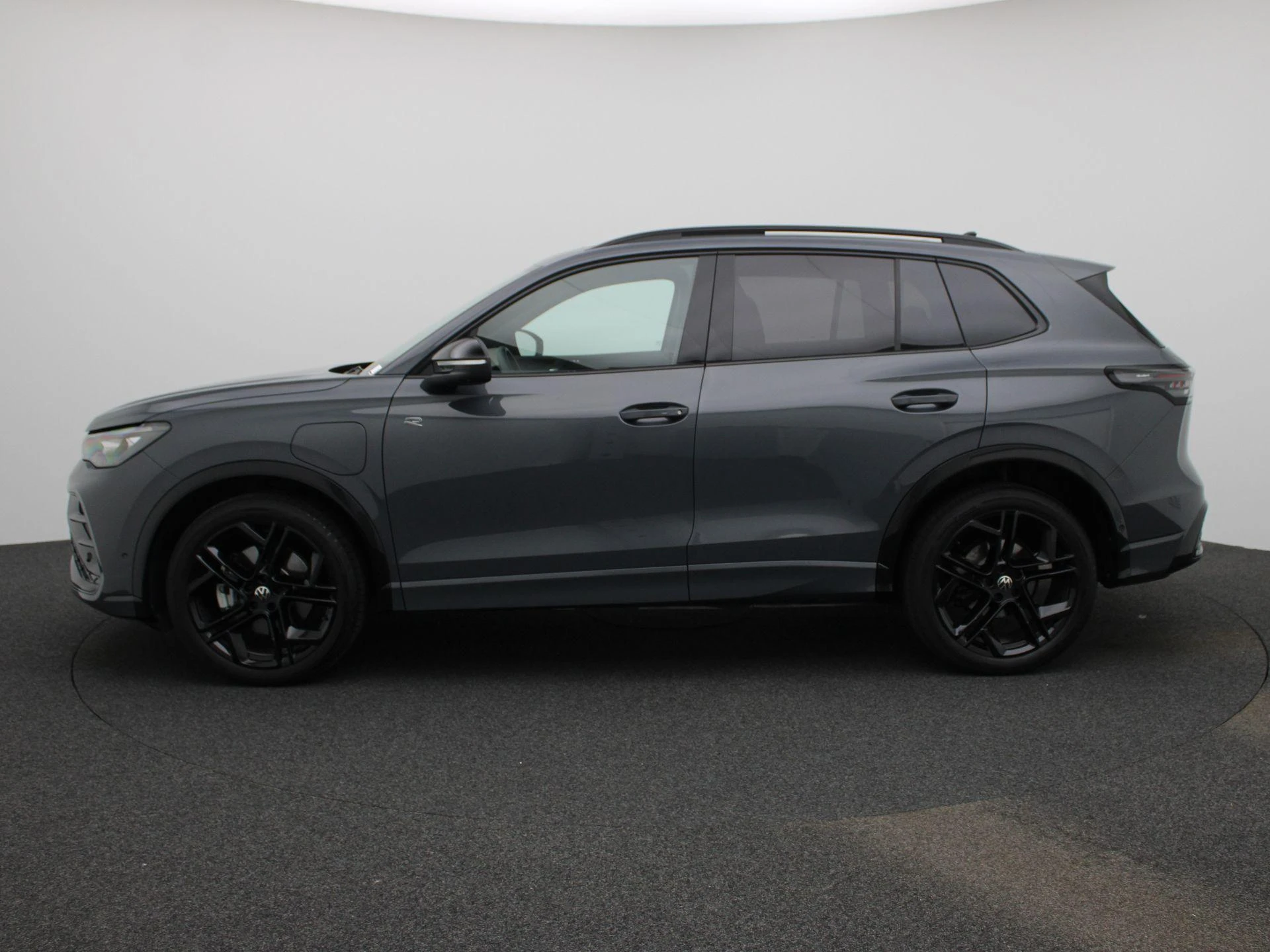 Volkswagen Tiguan 1.5 eHybrid R-Line Edition 204 PK|