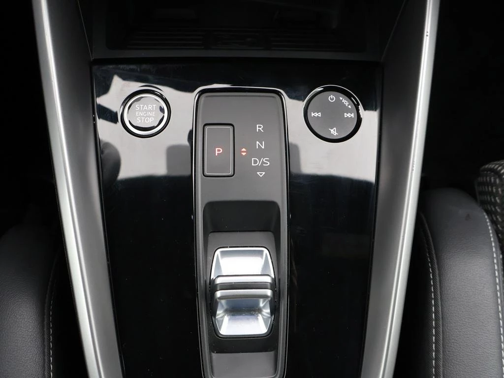 Audi A3 Sportback Business Edition 35TFSI 2XS line 150PK *AUTOMAAT*SPORTZETELS*CAMERA*PDC*ACC*VIRTUAL COCKPIT*...*