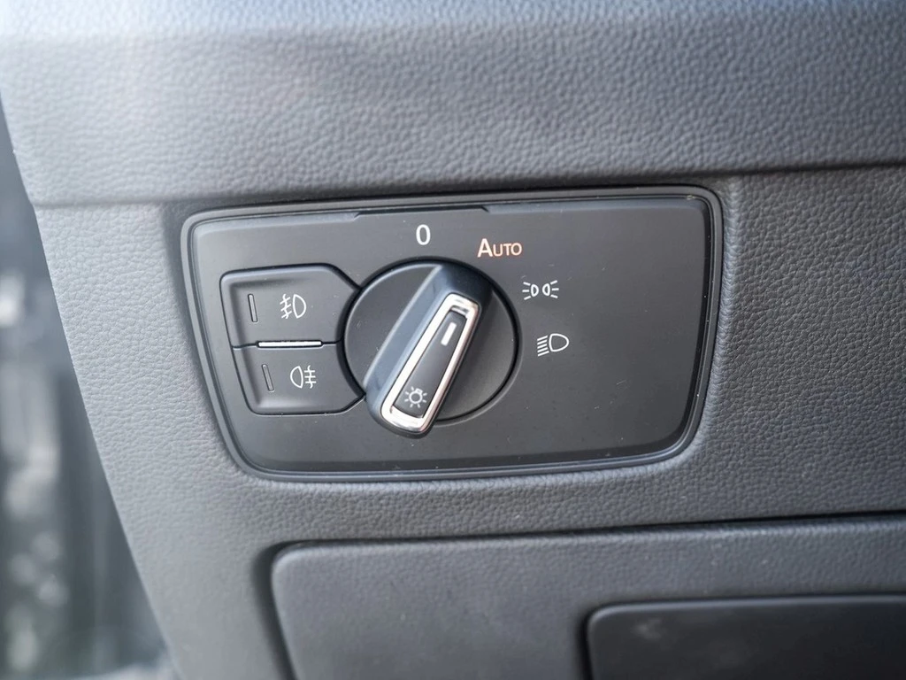 Volkswagen-Passat-image-16