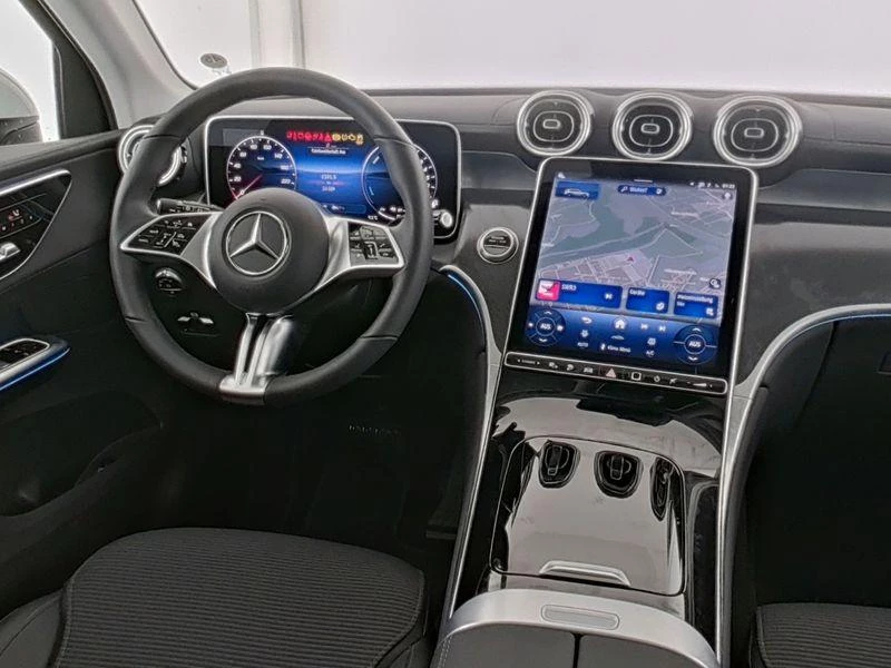 Mercedes-Benz-GLC-image-5