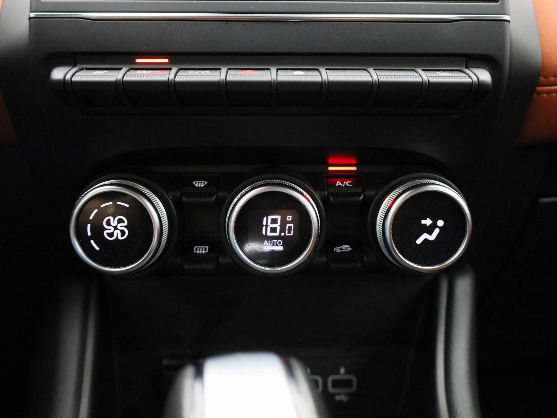 Renault-Captur-image-16