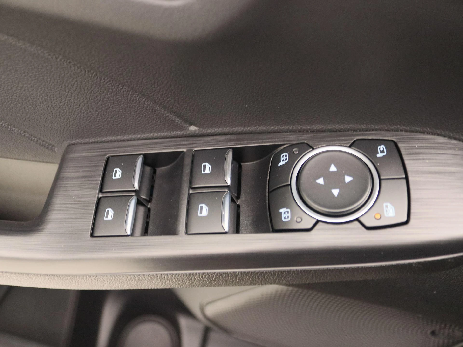 Ford-Kuga-image-23