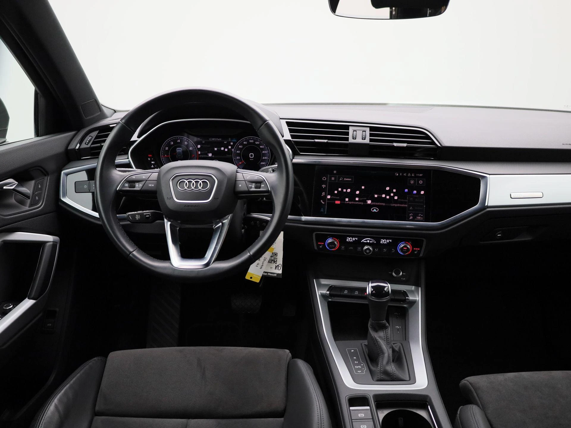 Audi-Q3-image-6