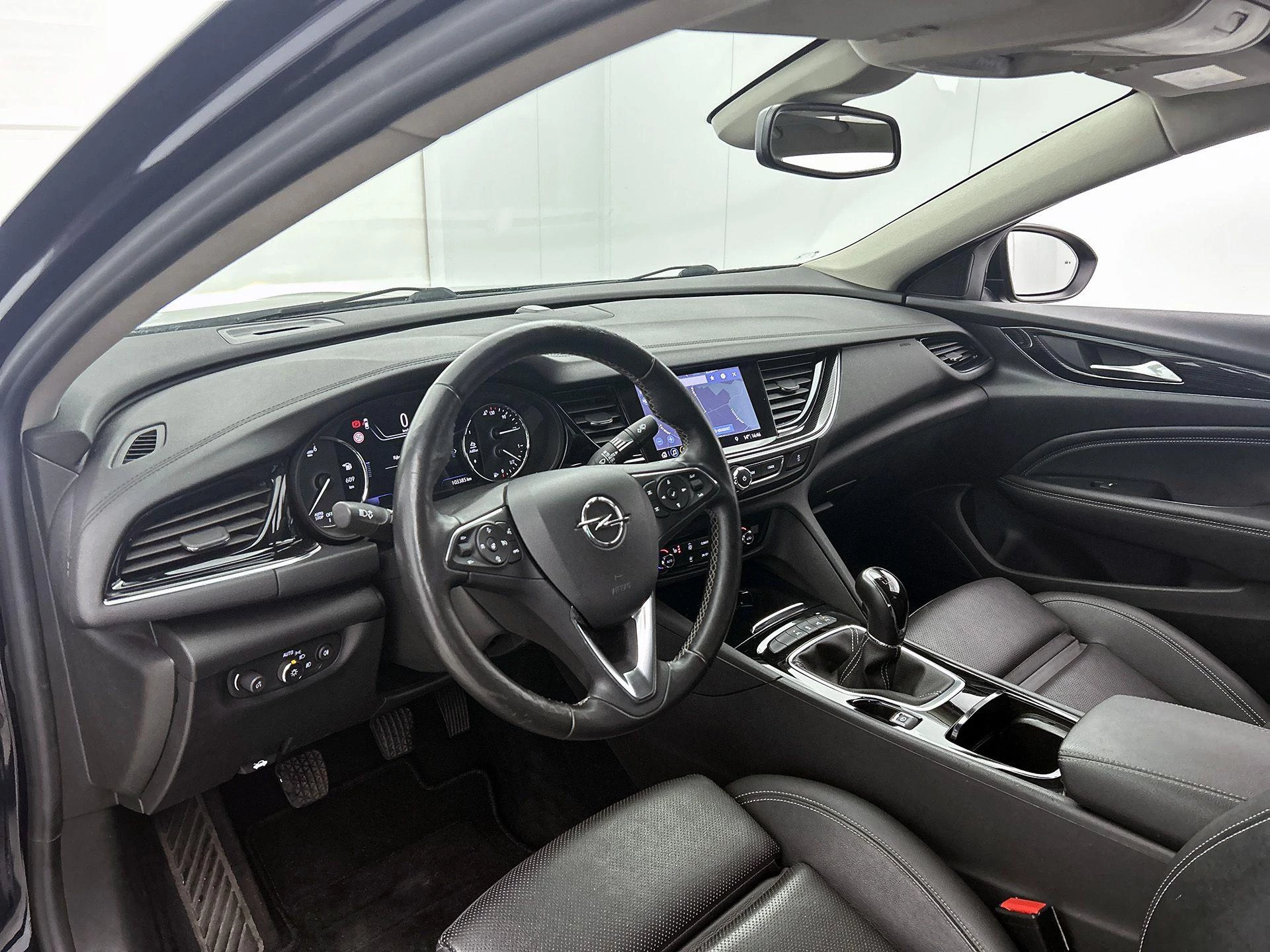 Opel-Insignia-image-24