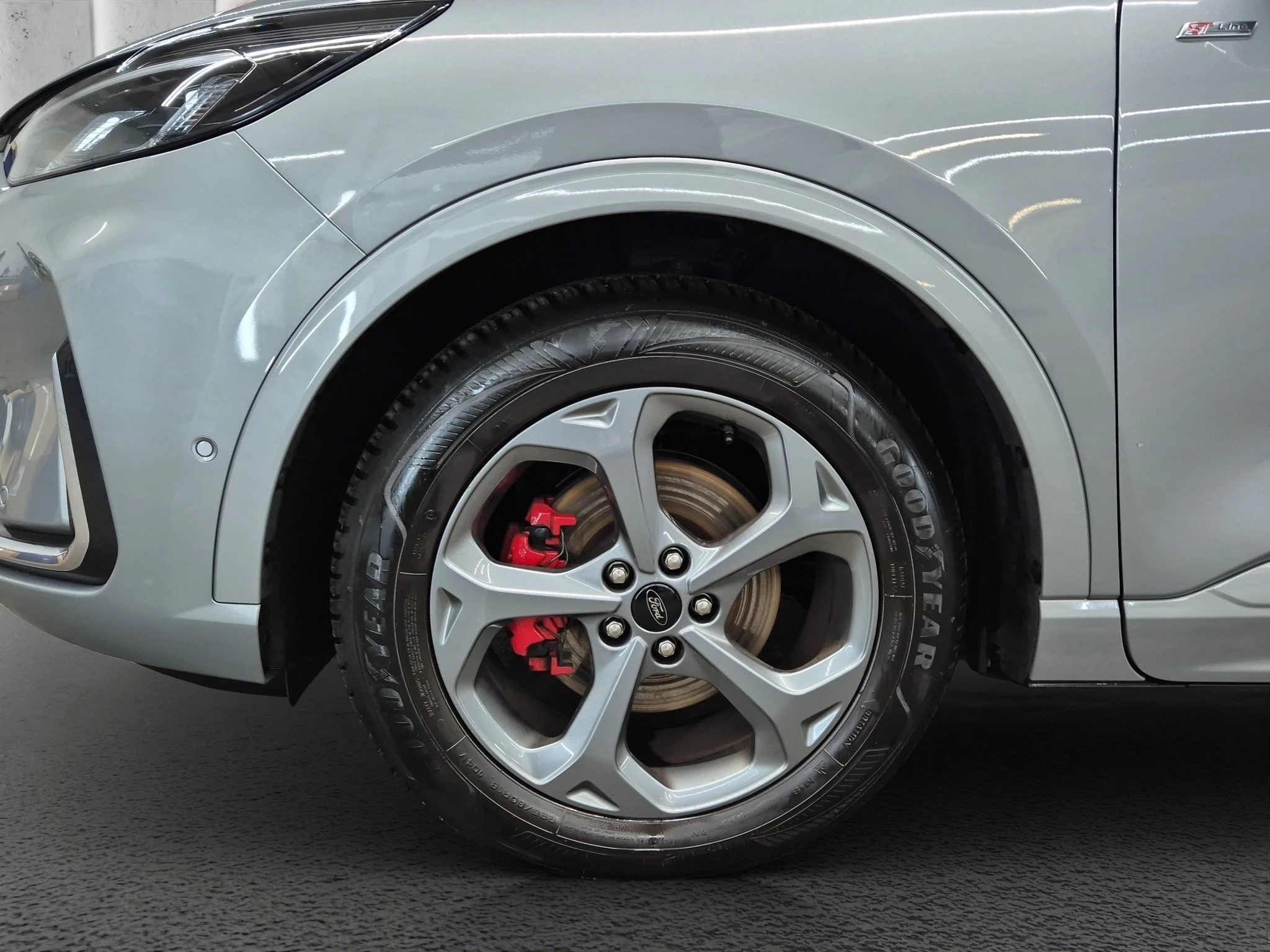 Ford Kuga ST-Line X Aut.*360GRAD*LED-MATRIX*NAVI*GRA*WINTER-PKT.