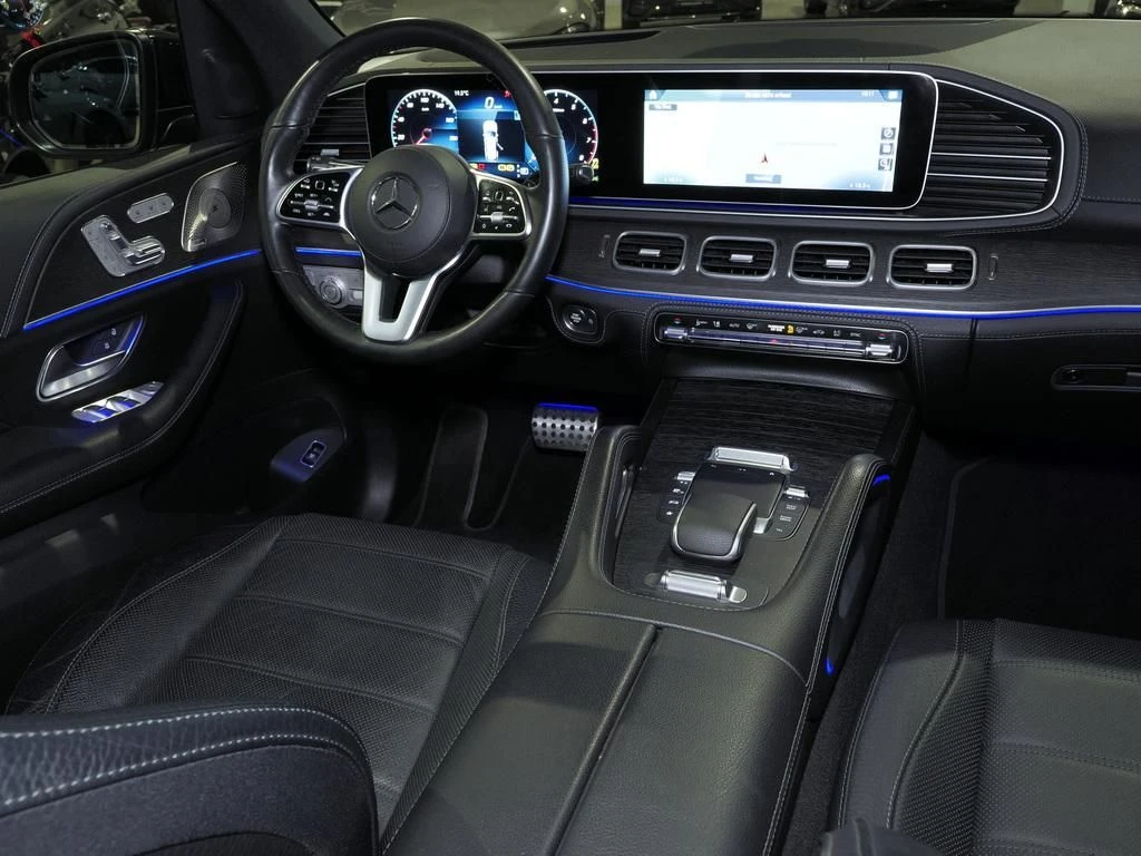 Mercedes-Benz-GLS 450-image-11