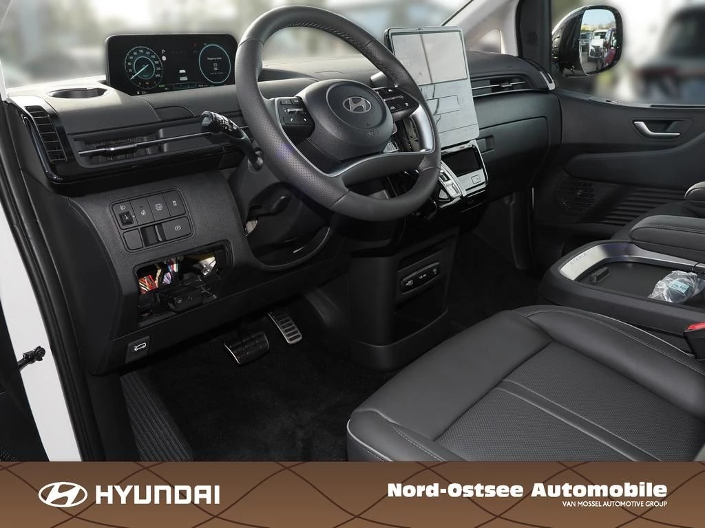 Hyundai Staria HEV 7-Sitzer Signature Panoramadach