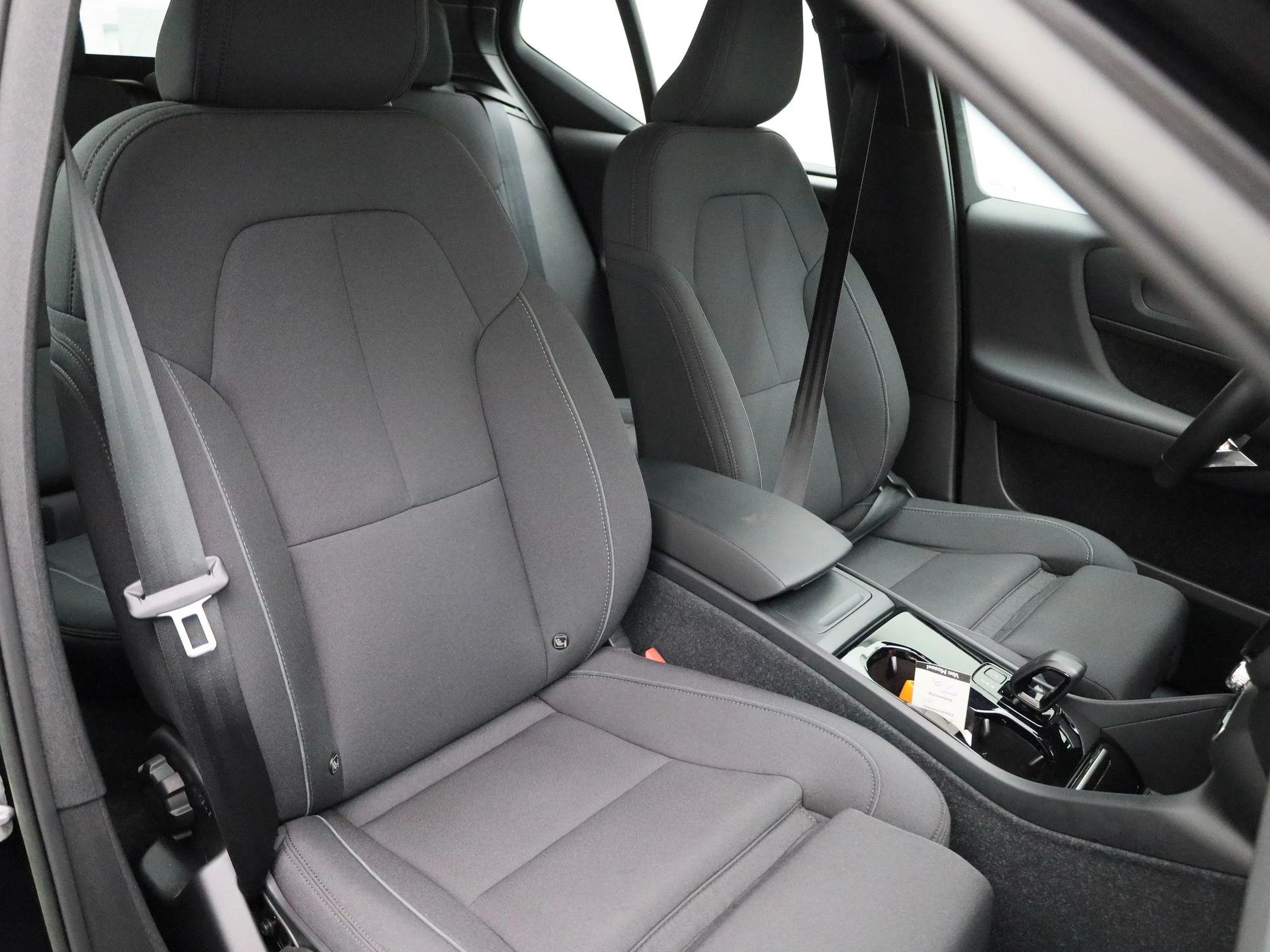 Volvo-XC40-image-33