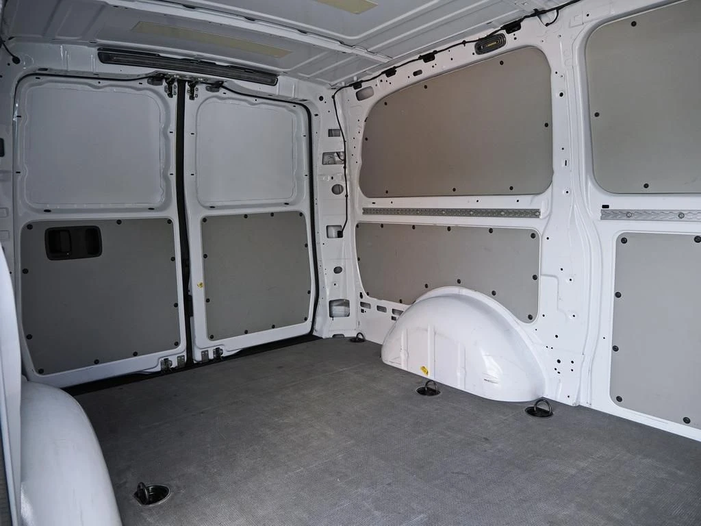 Mercedes-Benz-Vito 116-image-12