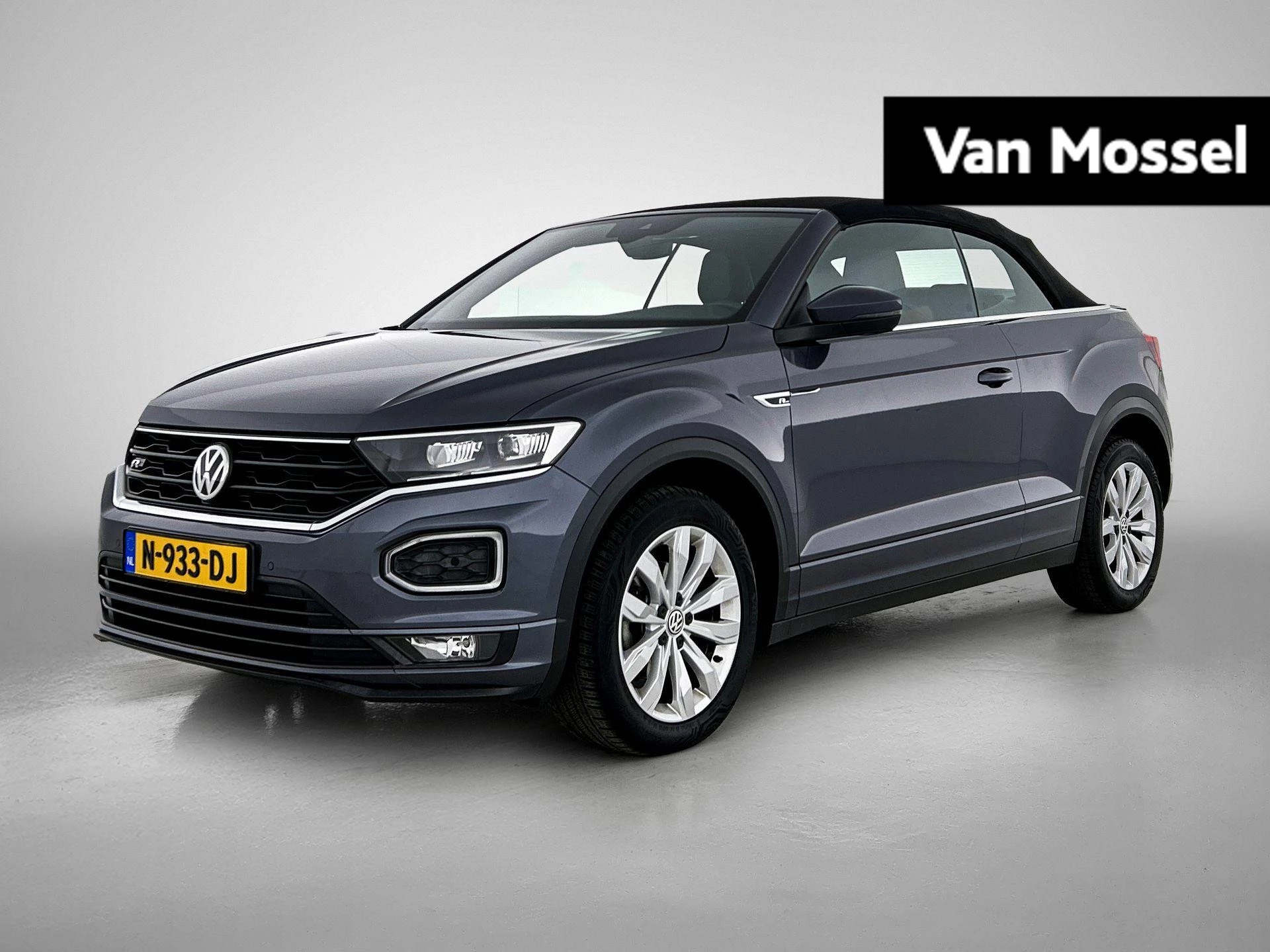 Volkswagen-T-Roc-image-0